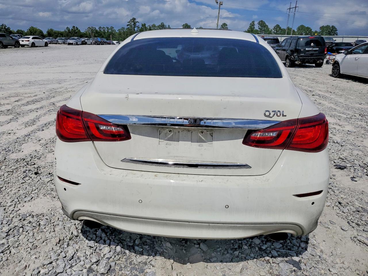 2015 Infiniti Q70l 3.7 White vin: JN1BY1PPXFM601172