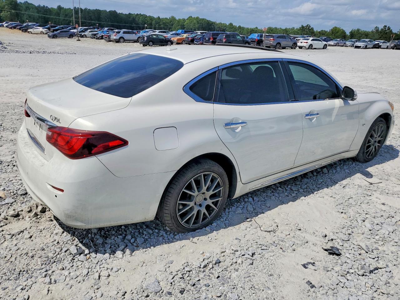 2015 Infiniti Q70l 3.7 White vin: JN1BY1PPXFM601172