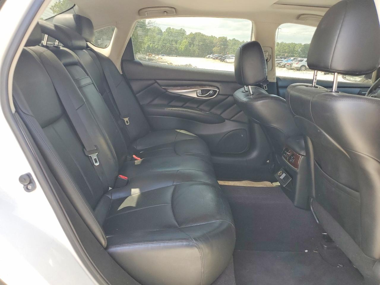 2015 Infiniti Q70l 3.7 White vin: JN1BY1PPXFM601172