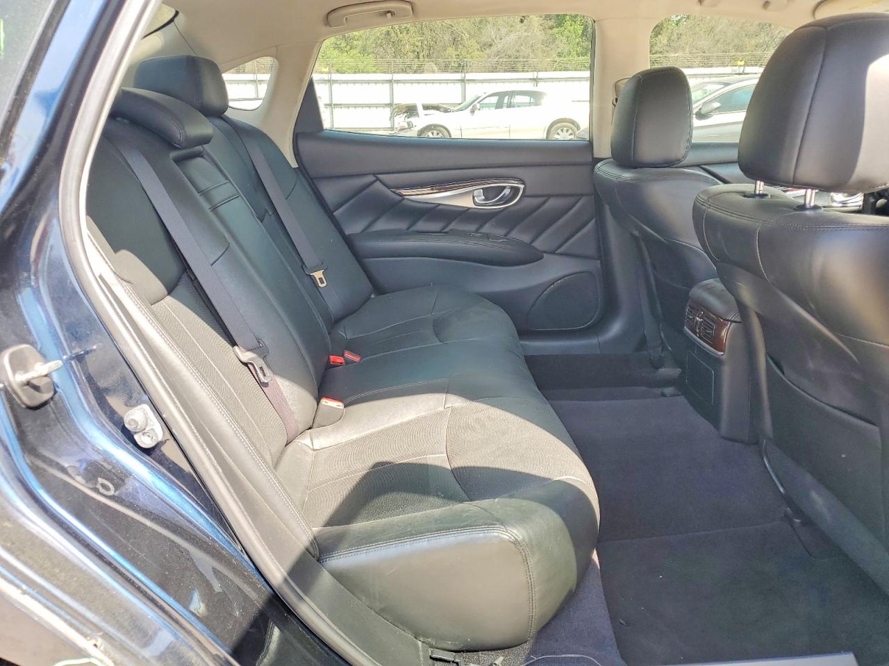 2015 Infiniti Q70l 3.7 Black vin: JN1BY1PPXFM601544