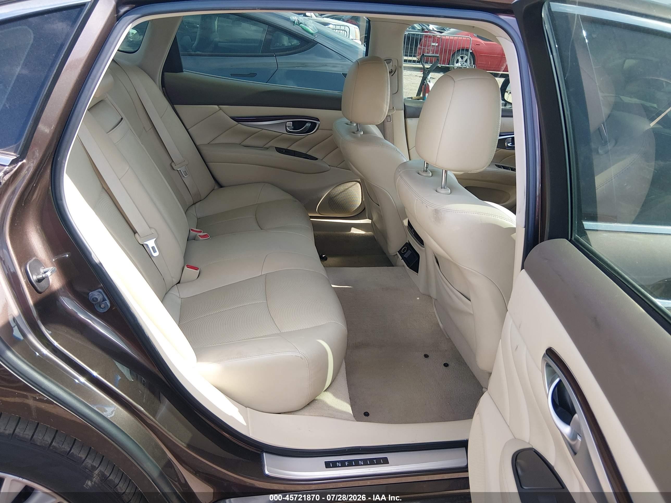2015 Infiniti Q70l 3.7x Коричневый vin: JN1BY1PR1FM830602