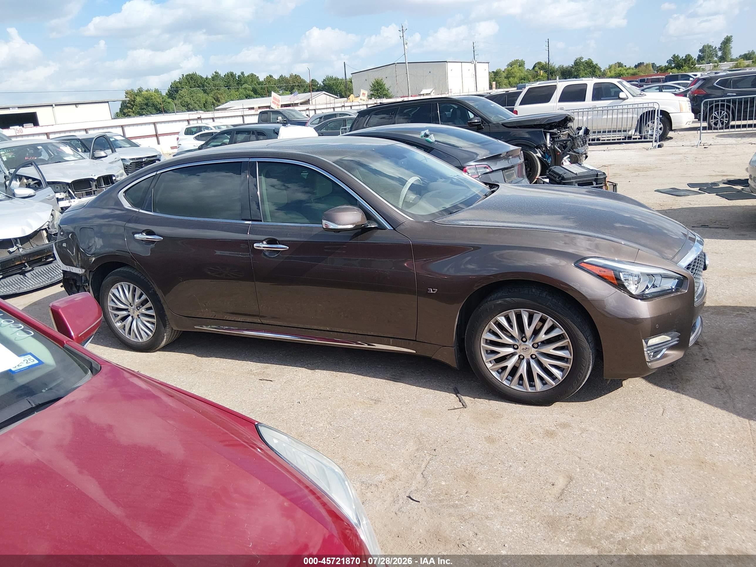 2015 Infiniti Q70l 3.7x Коричневый vin: JN1BY1PR1FM830602