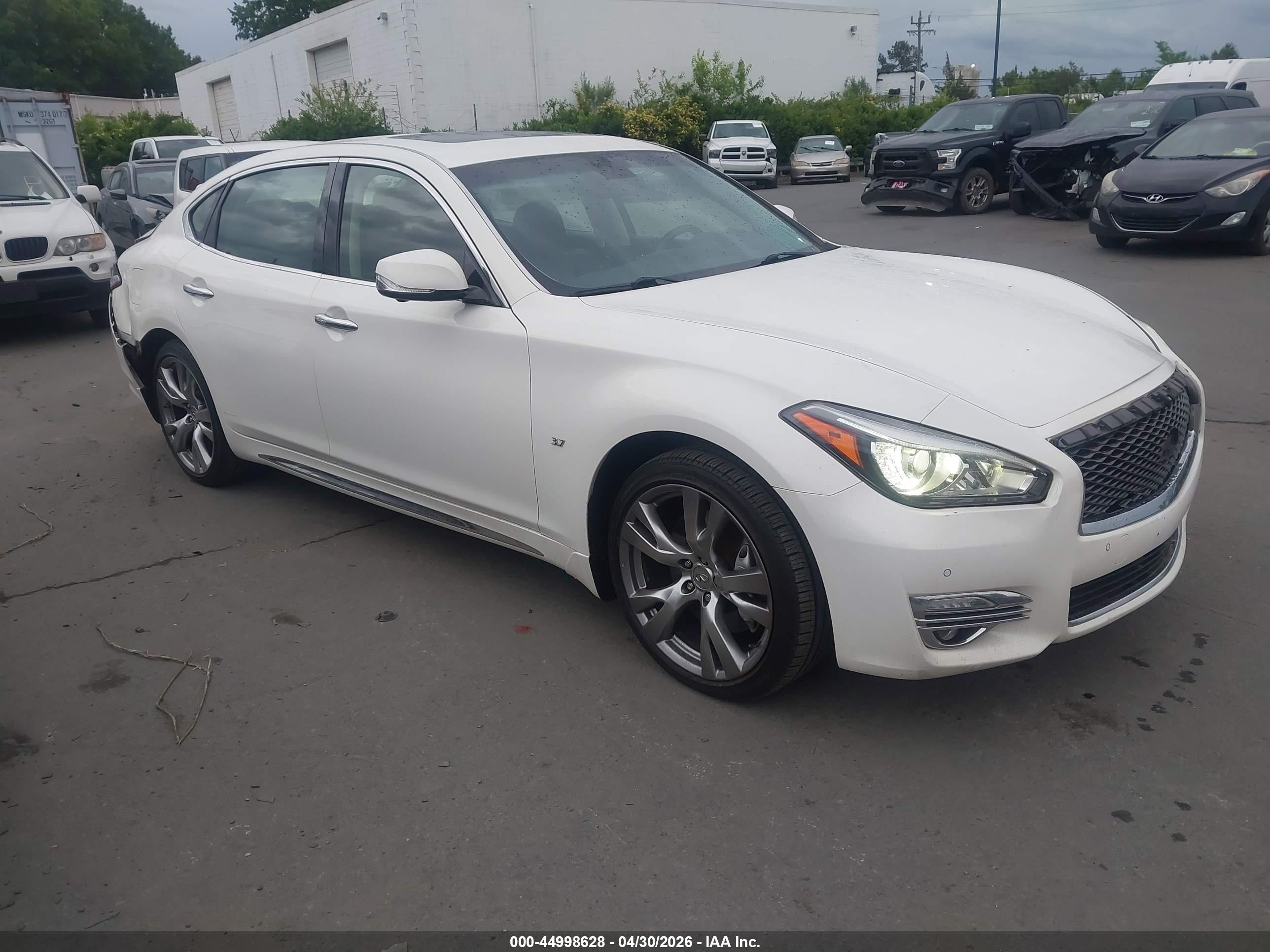 2015 Infiniti Q70l 3.7x White vin: JN1BY1PR4FM831694
