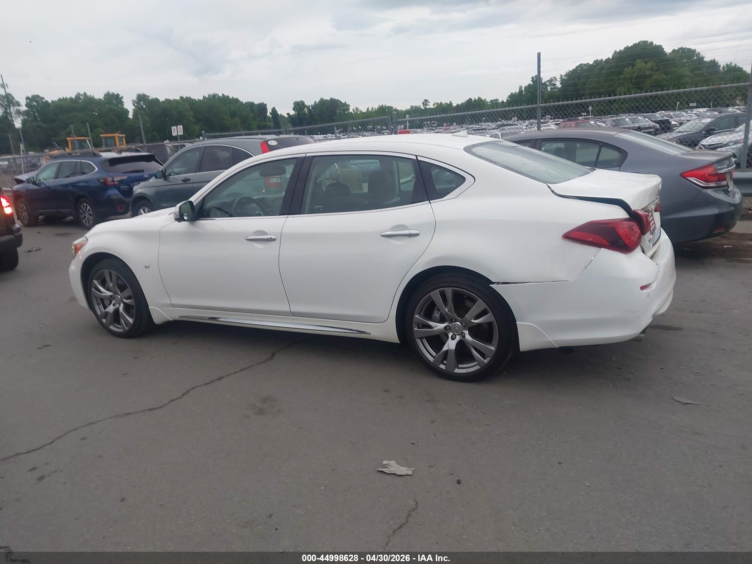 2015 Infiniti Q70l 3.7x White vin: JN1BY1PR4FM831694