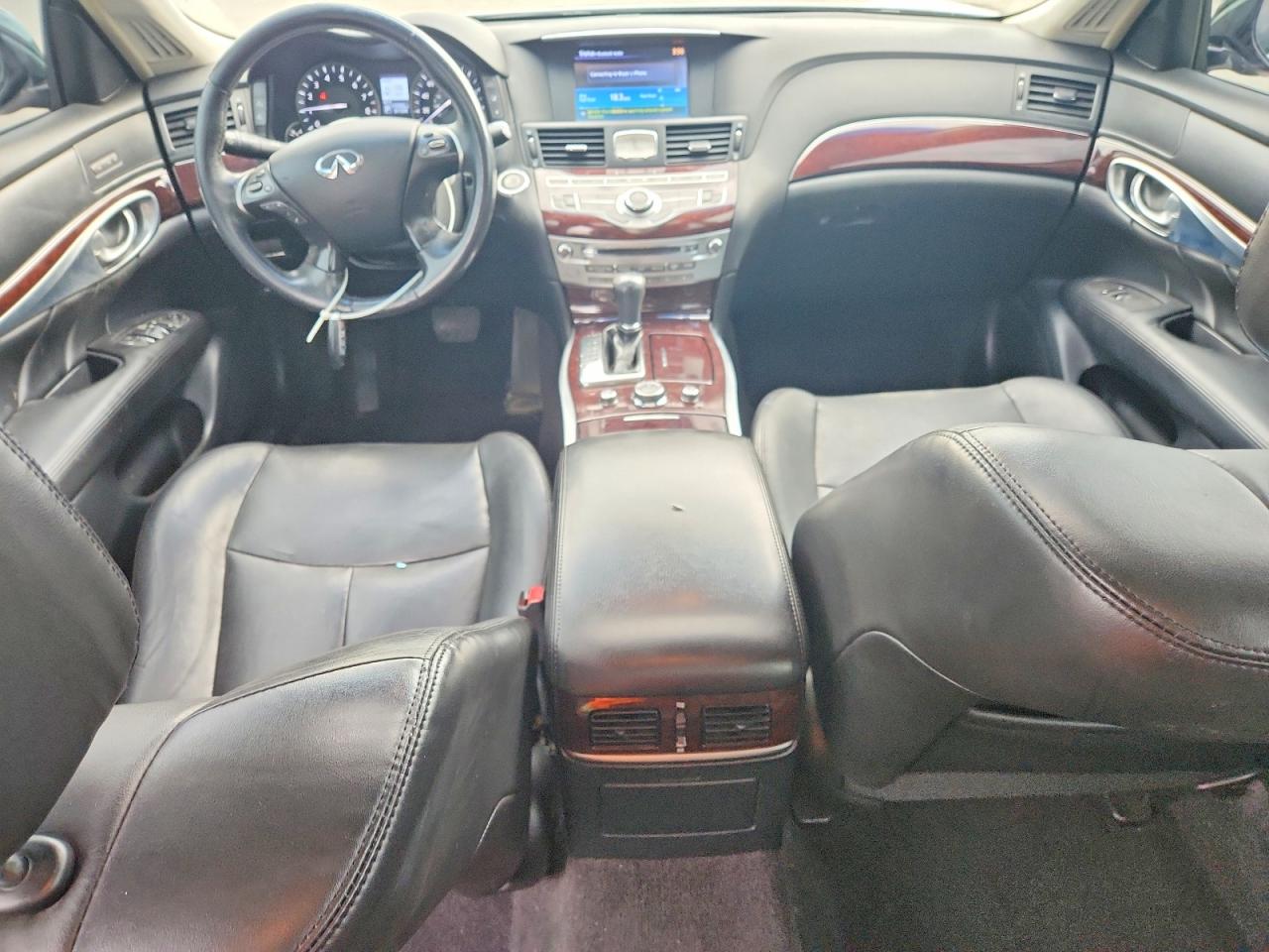 2016 Infiniti Q70l 3.7 Black vin: JN1BY1PR5GM720931