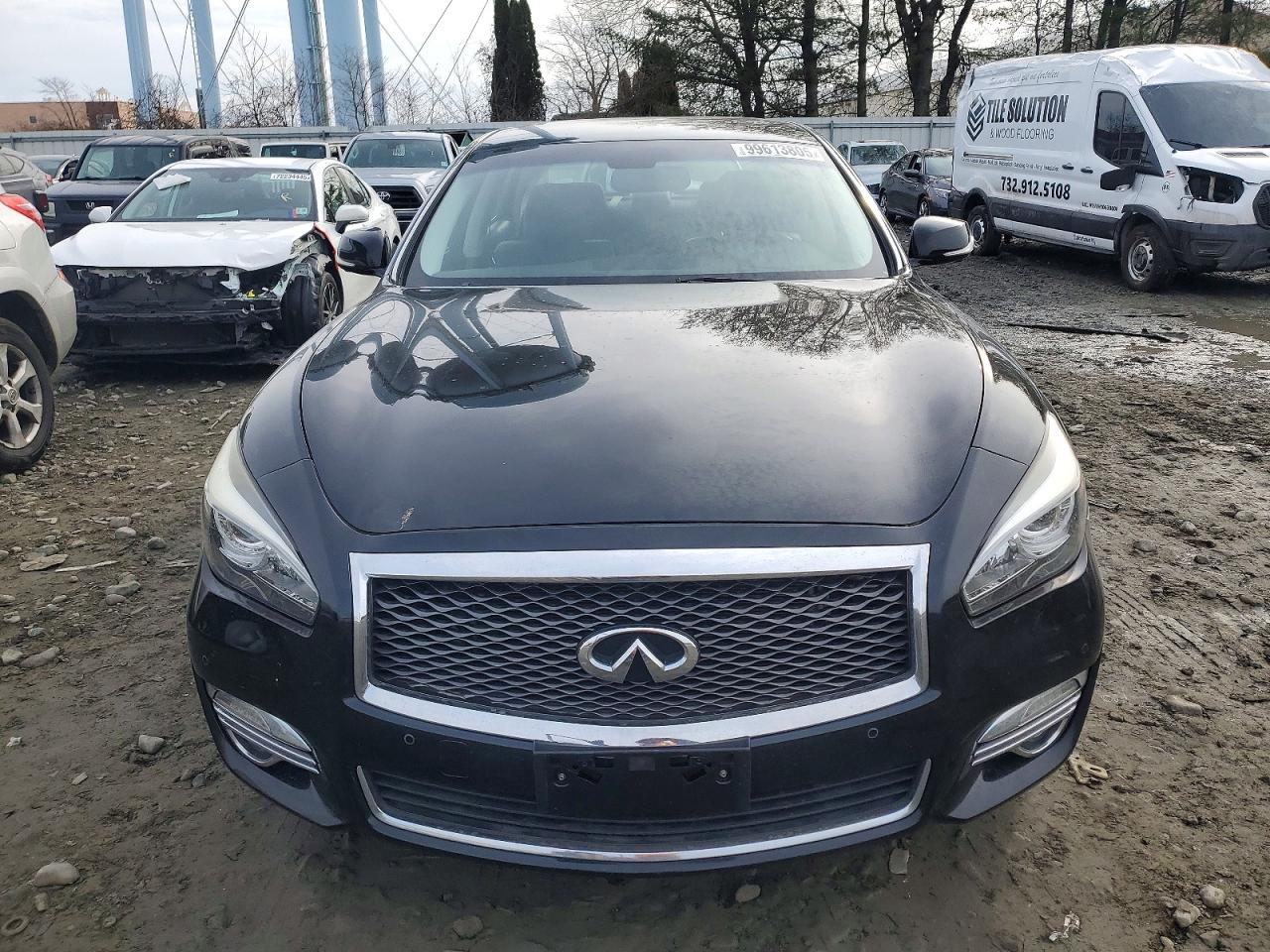 2018 Infiniti Q70l 3.7 Luxe Black vin: JN1BY1PR7JM370323