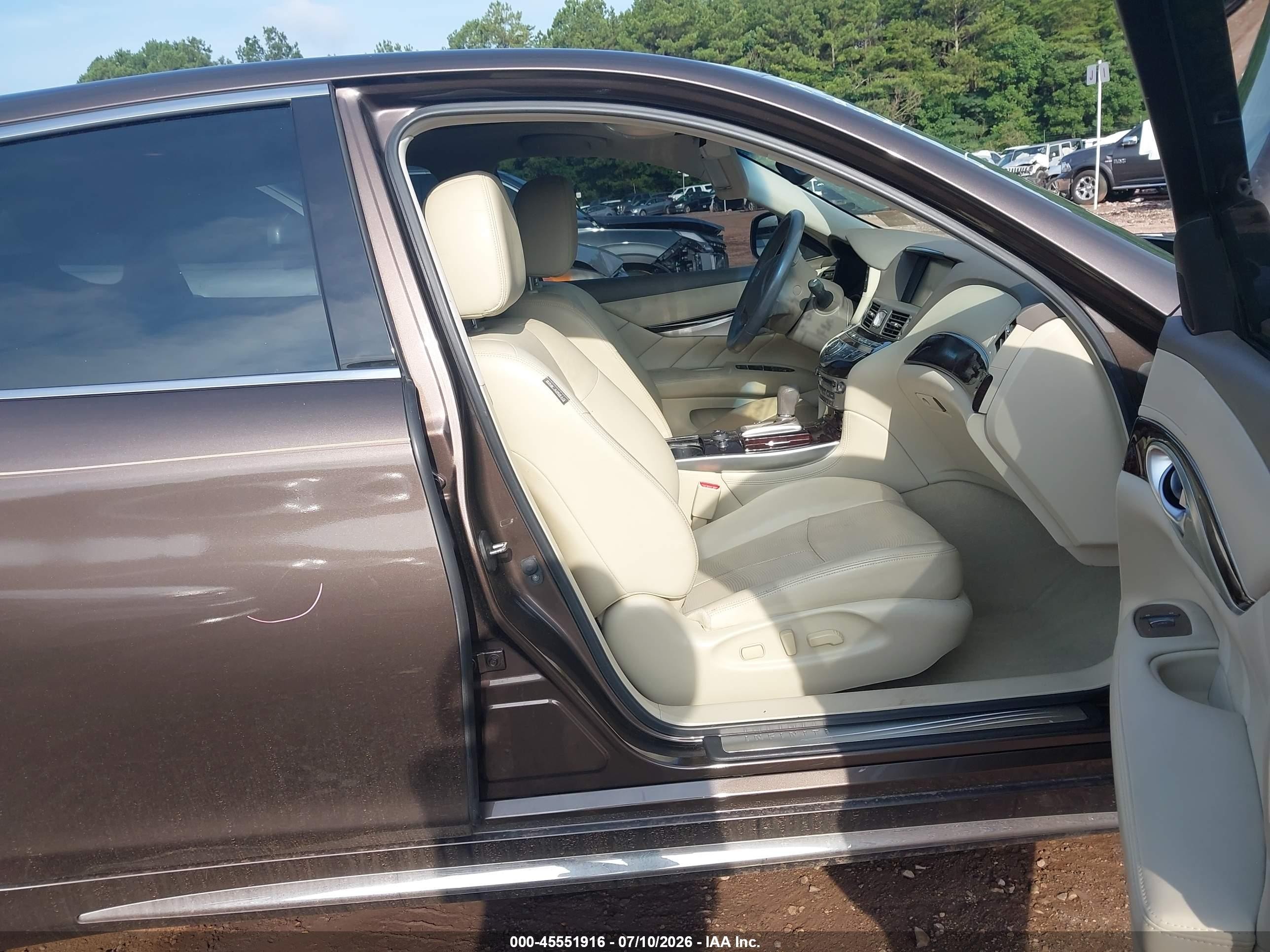 2015 Infiniti Q70l 3.7x Brown vin: JN1BY1PR8FM830032