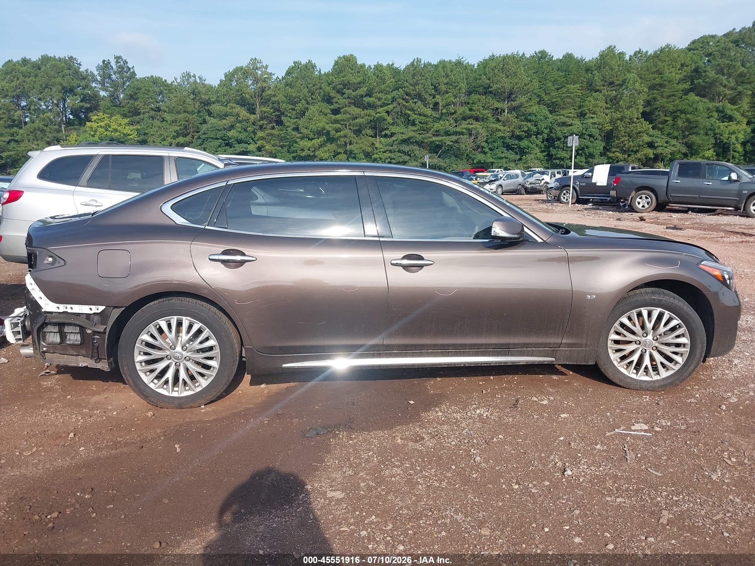 2015 Infiniti Q70l 3.7x Brown vin: JN1BY1PR8FM830032