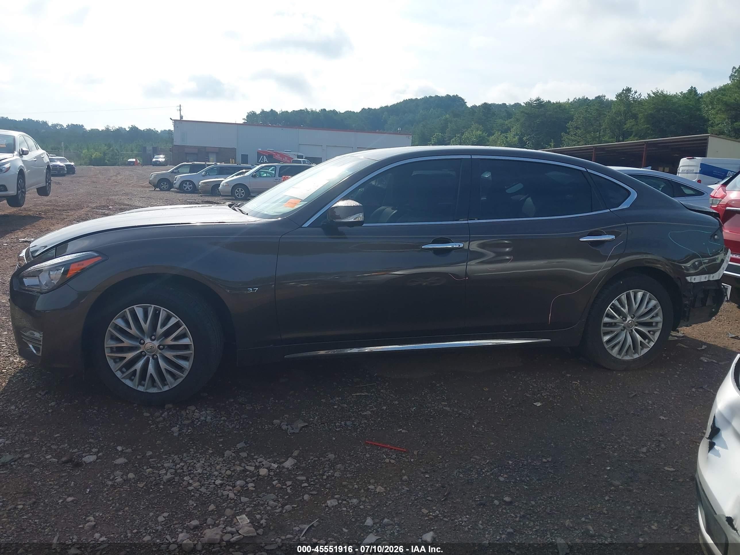 2015 Infiniti Q70l 3.7x Brown vin: JN1BY1PR8FM830032