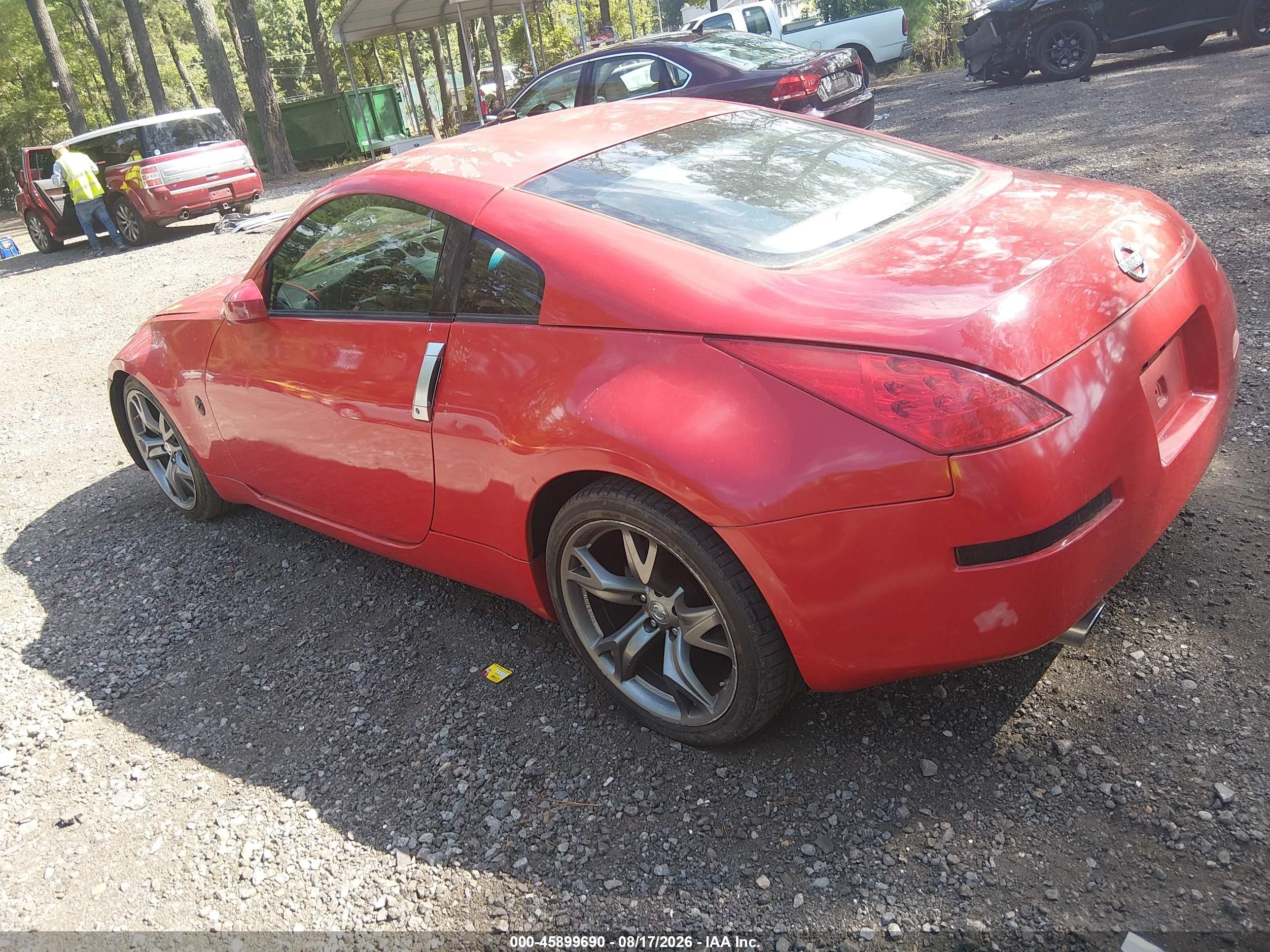 2008 Nissan 350z   Red vin: JN1BZ34D08M704428