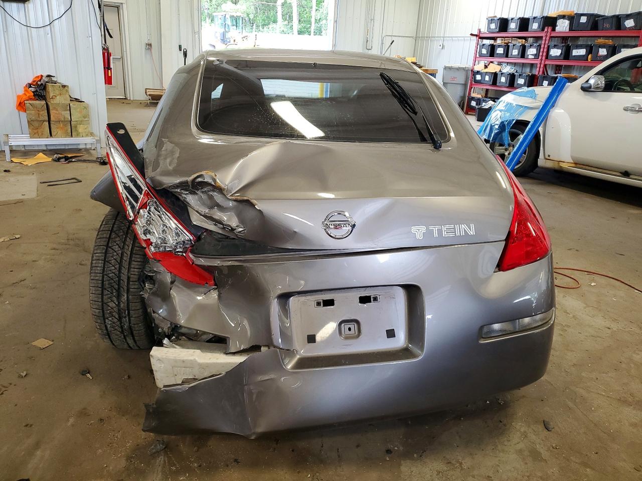 2007 Nissan 350z Base Silver vin: JN1BZ34D17M505600