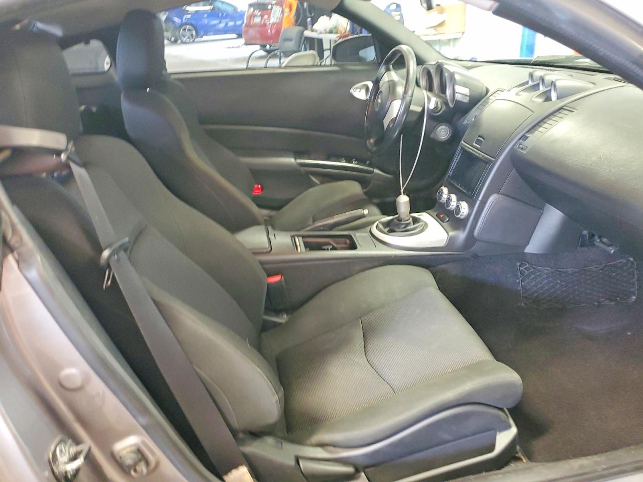 2007 Nissan 350z Base Silver vin: JN1BZ34D17M505600