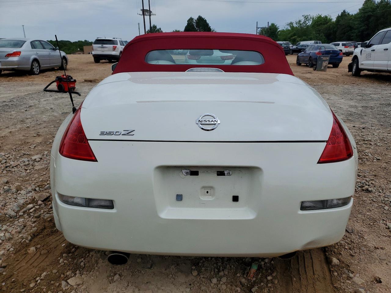 2007 Nissan 350z Roadster White vin: JN1BZ36A77M653267