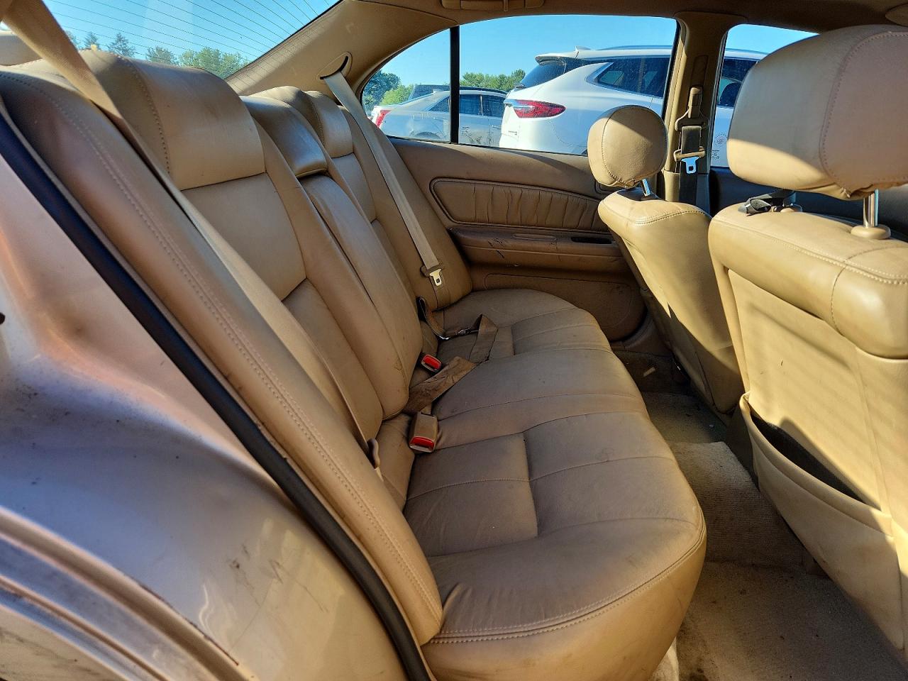 1998 Nissan Maxima Se Tan vin: JN1CA21A0WM807264