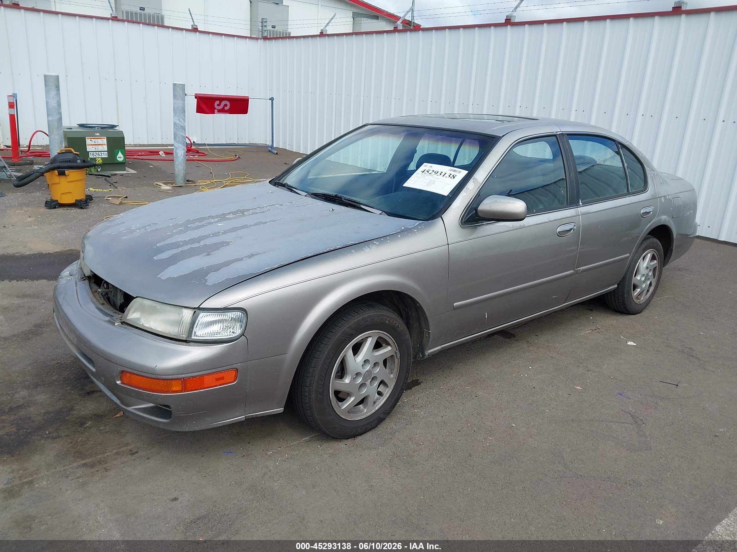 1999 Nissan Maxima Gle/gxe/se/se-l Silver vin: JN1CA21A0XT102441