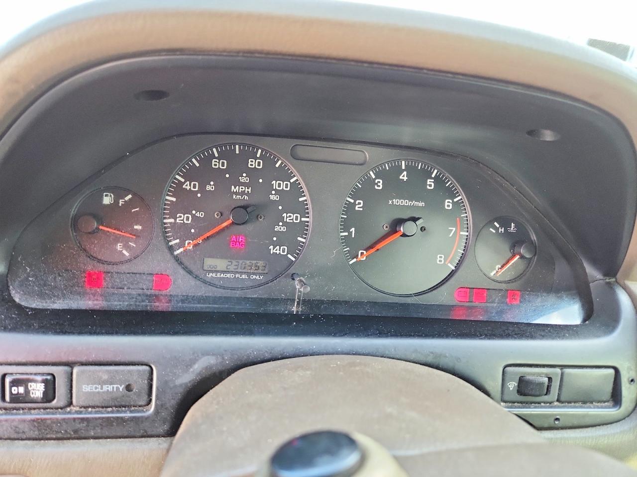 1998 Nissan Maxima Gxe Gold vin: JN1CA21D0WM912588