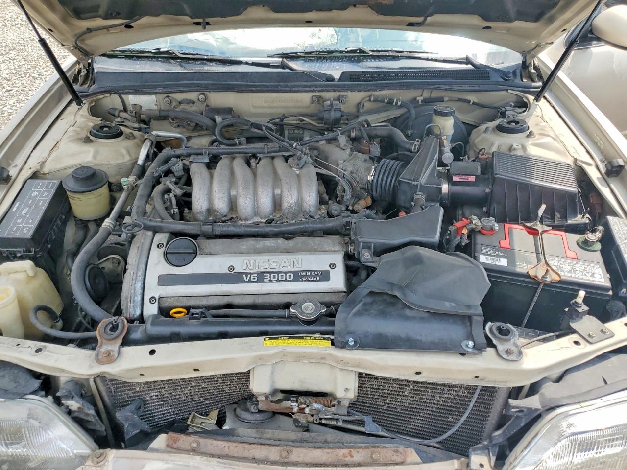 1995 Nissan Maxima Gxe Beige vin: JN1CA21D2ST031018