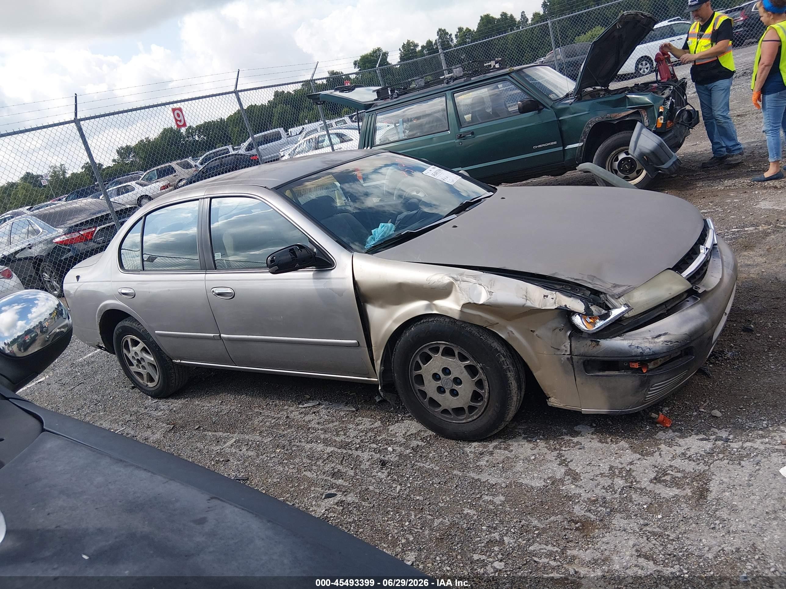 1999 Nissan Maxima Gle/gxe/se/se-l Tan vin: JN1CA21D2XT211896