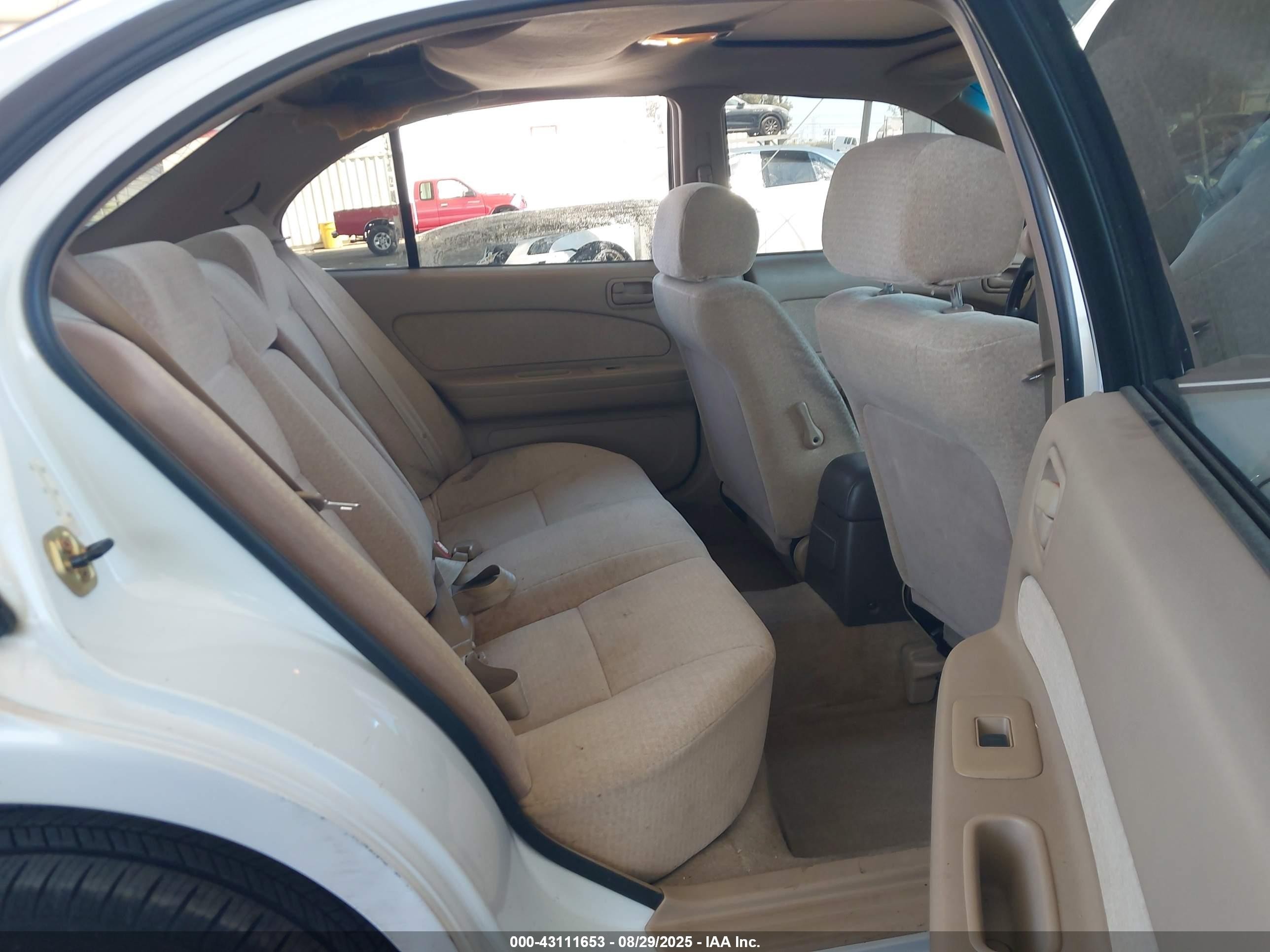 1995 Nissan Maxima Gle/gxe/se Белый vin: JN1CA21D3ST038818