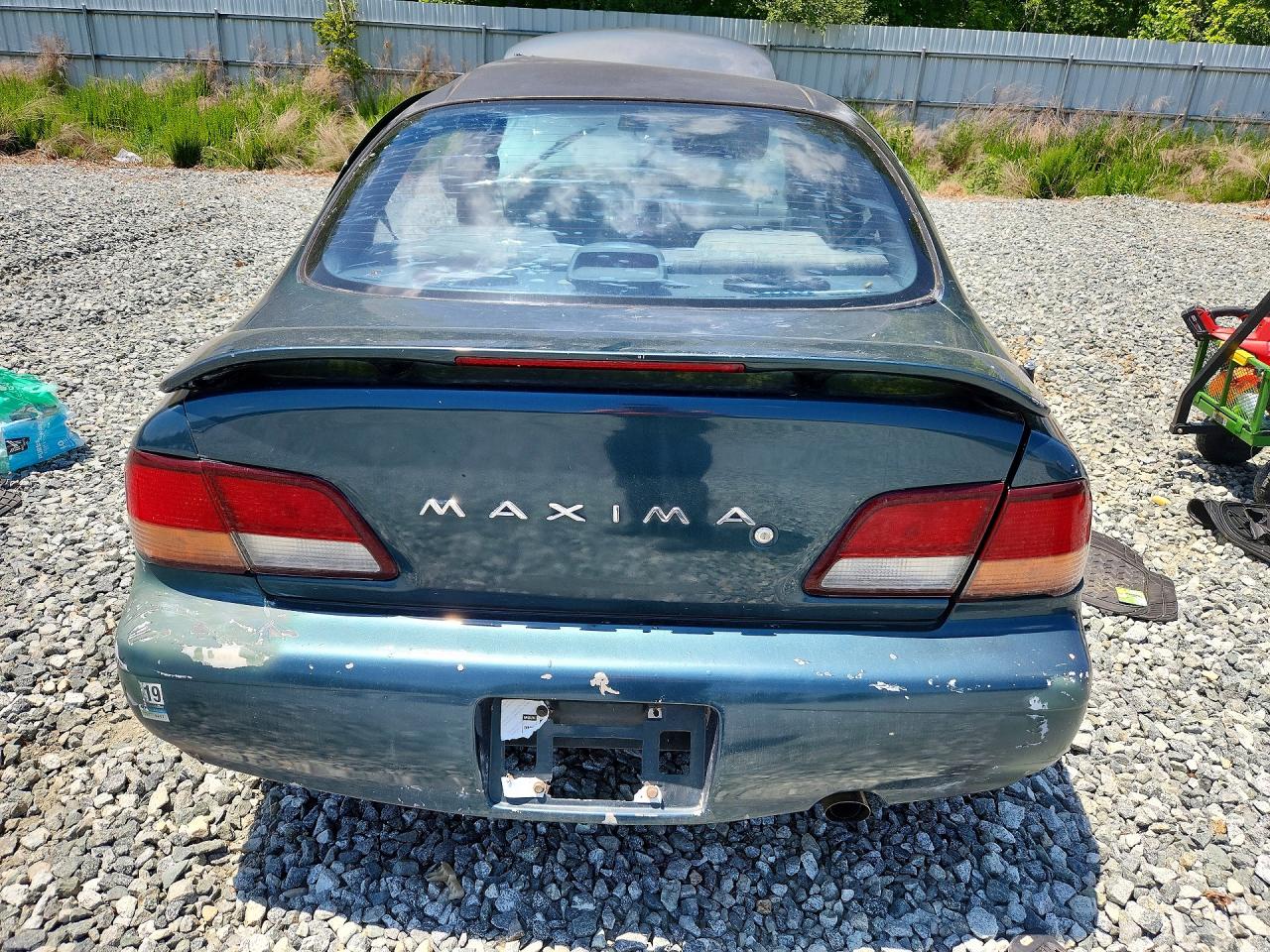 1997 Niss Maxima Бирюзовый vin: JN1CA21D3VT811839