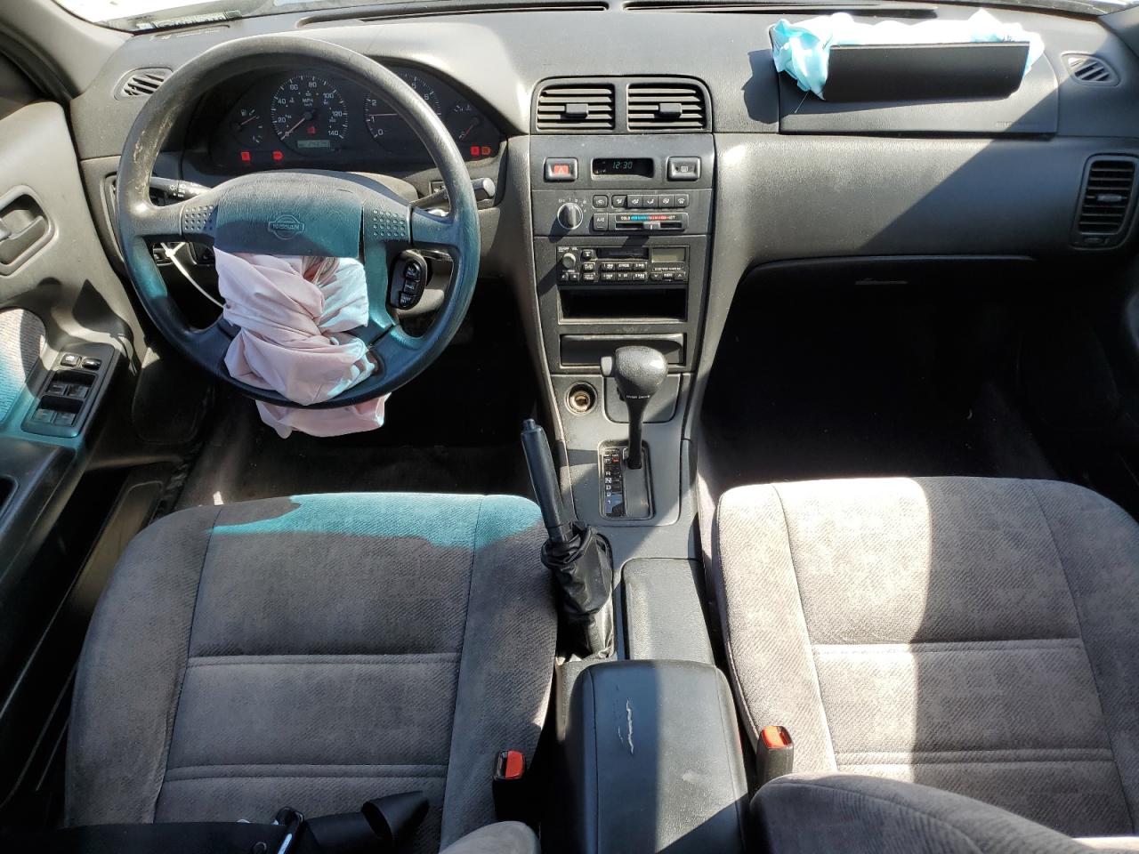 1999 Nissan Maxima Gle White vin: JN1CA21D3XM413480