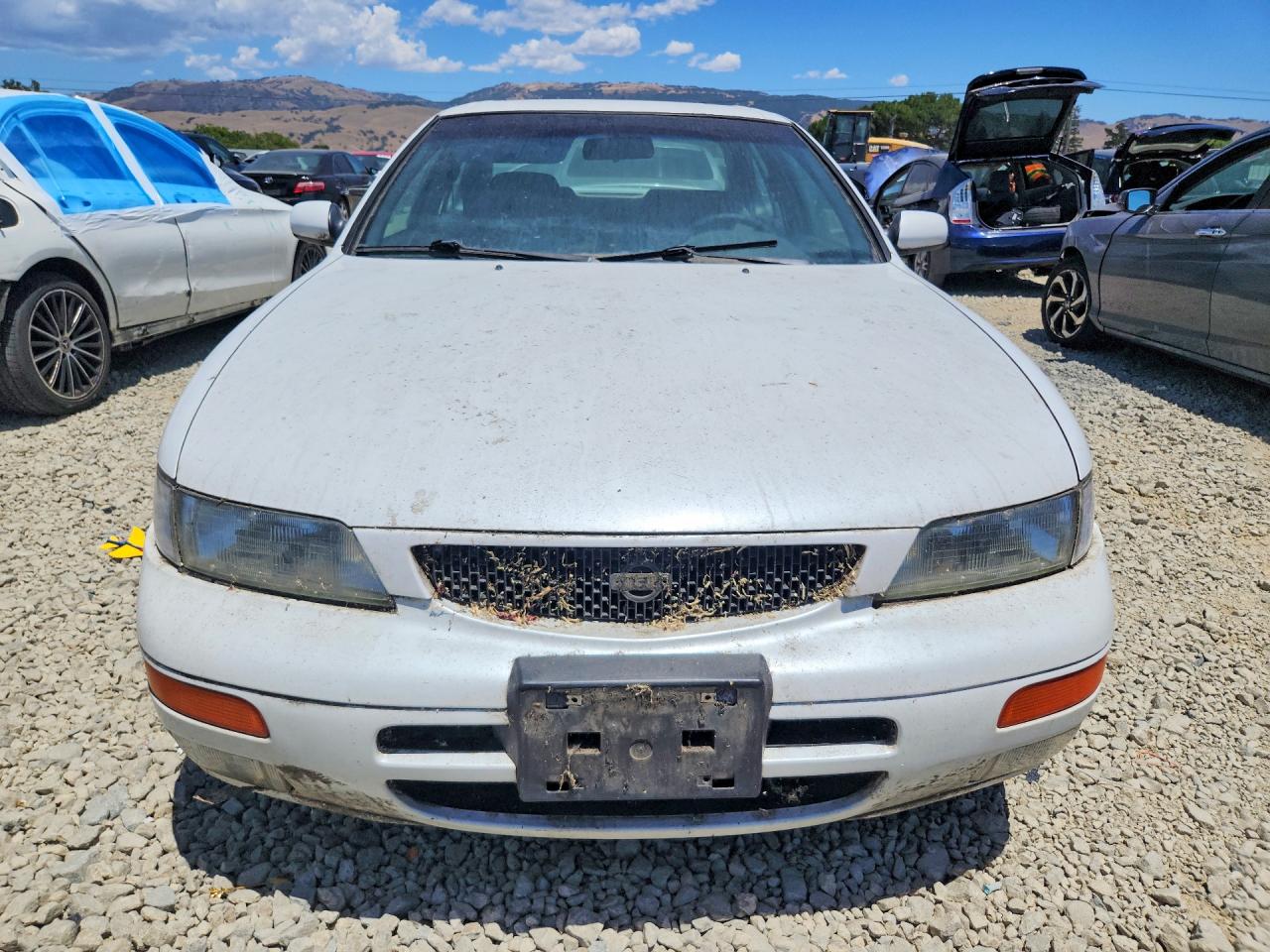 1995 Nissan Maxima Gxe White vin: JN1CA21D4ST069236