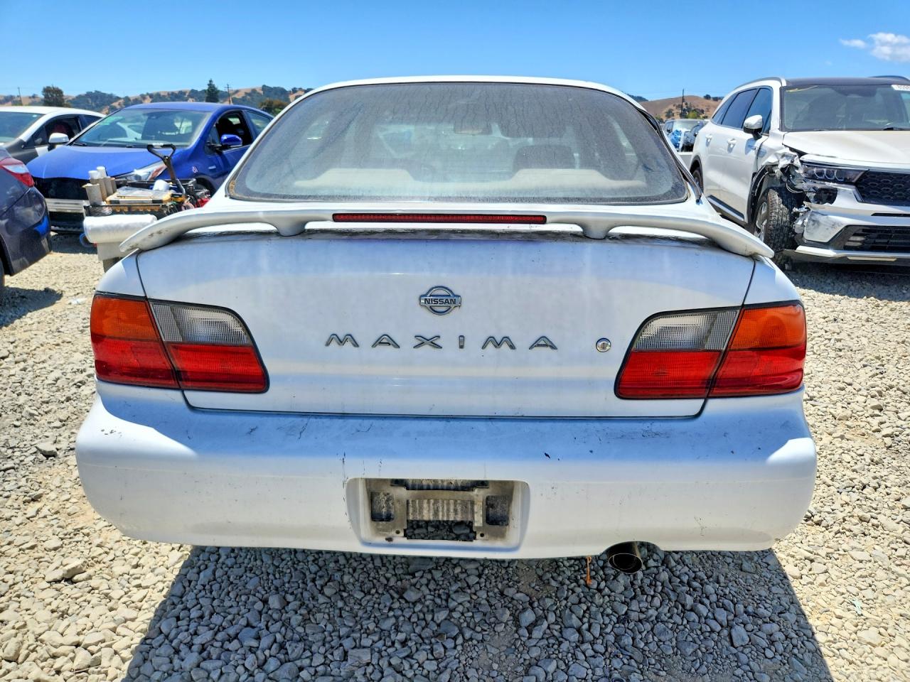 1995 Nissan Maxima Gxe White vin: JN1CA21D4ST069236