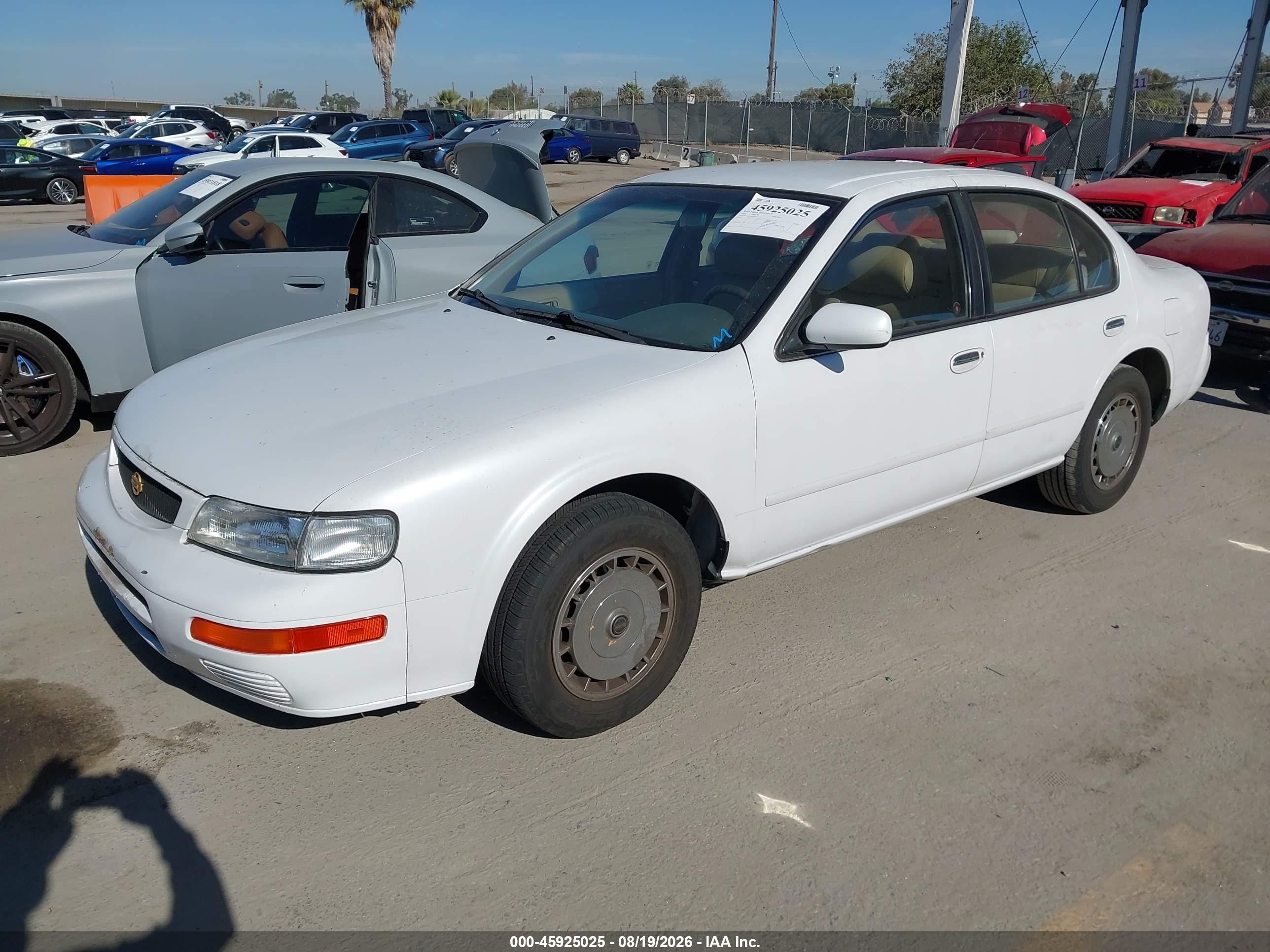 1995 Nissan Maxima Gle/gxe/se White vin: JN1CA21D4ST614271