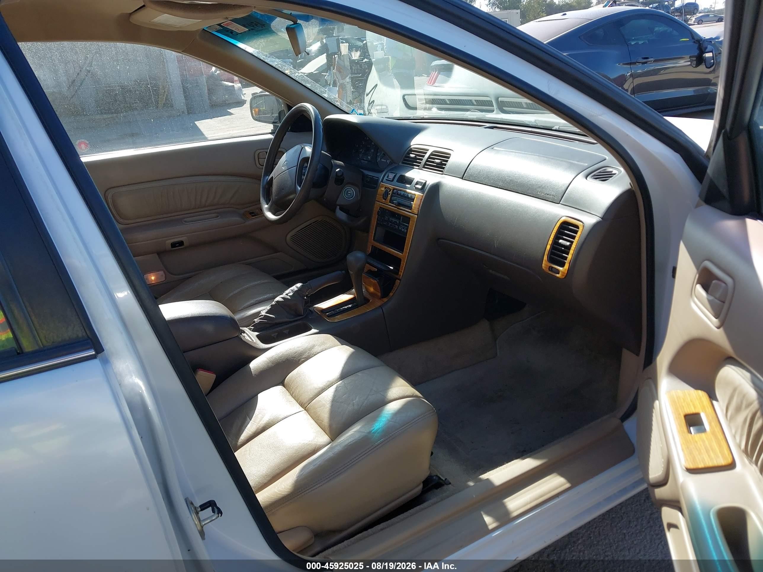 1995 Nissan Maxima Gle/gxe/se White vin: JN1CA21D4ST614271