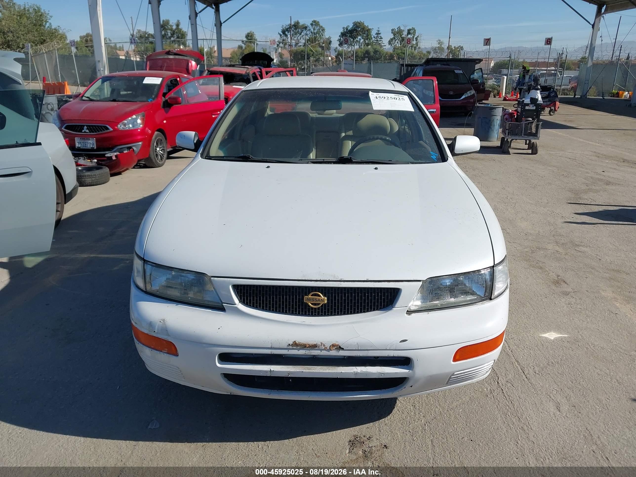 1995 Nissan Maxima Gle/gxe/se White vin: JN1CA21D4ST614271
