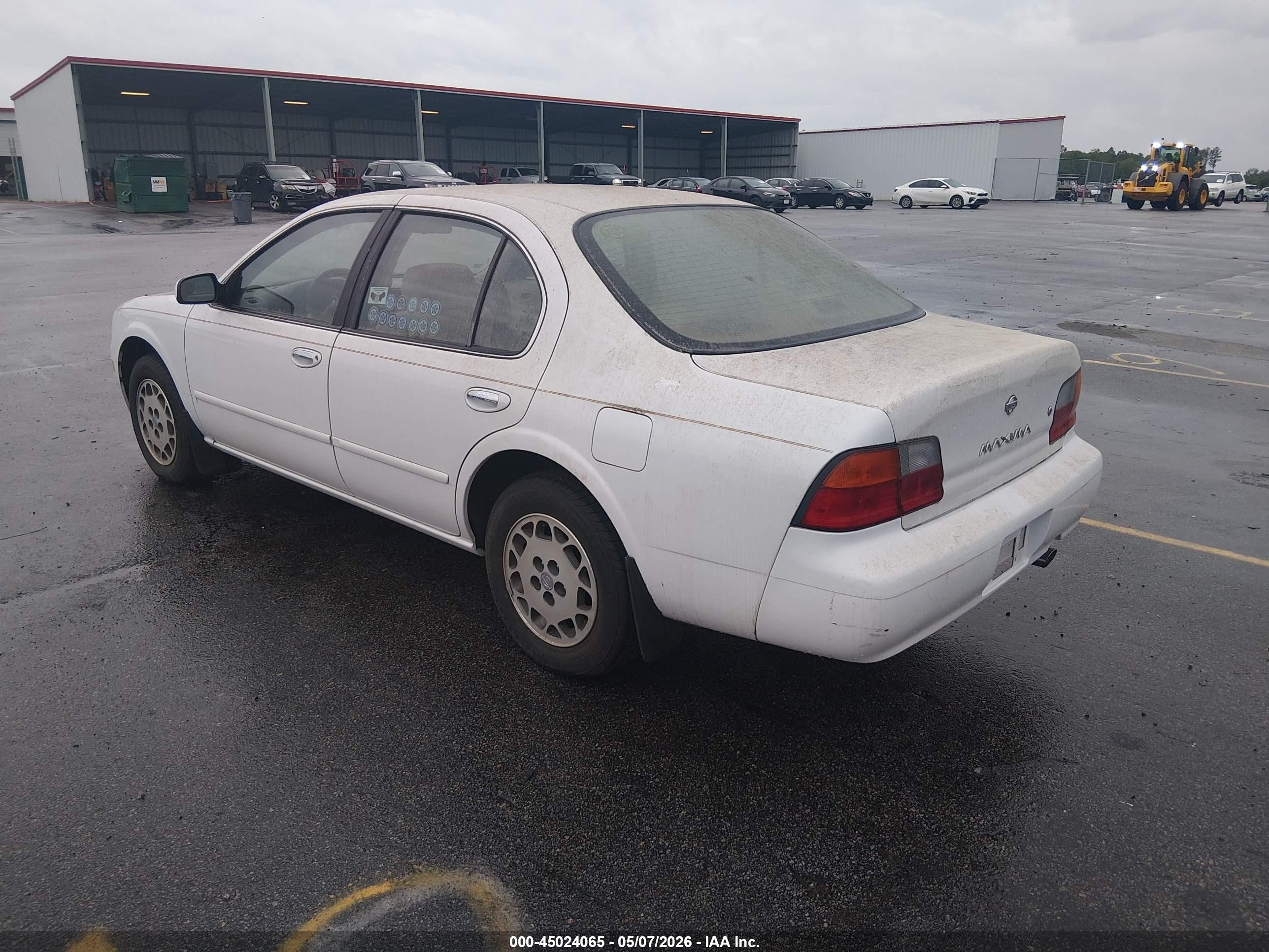 1995 Nissan Maxima Gle/gxe/se Белый vin: JN1CA21D4ST637730