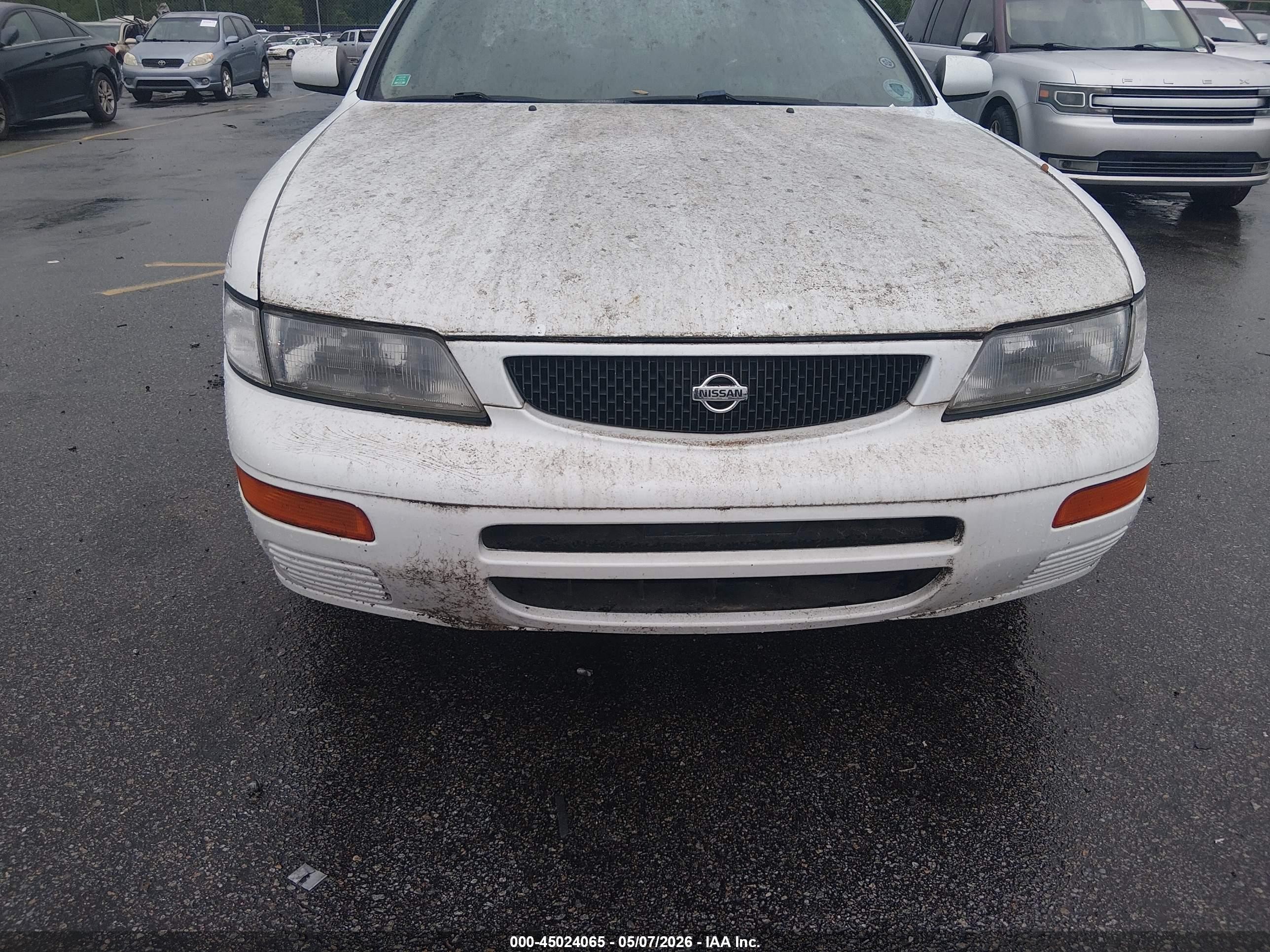 1995 Nissan Maxima Gle/gxe/se Белый vin: JN1CA21D4ST637730