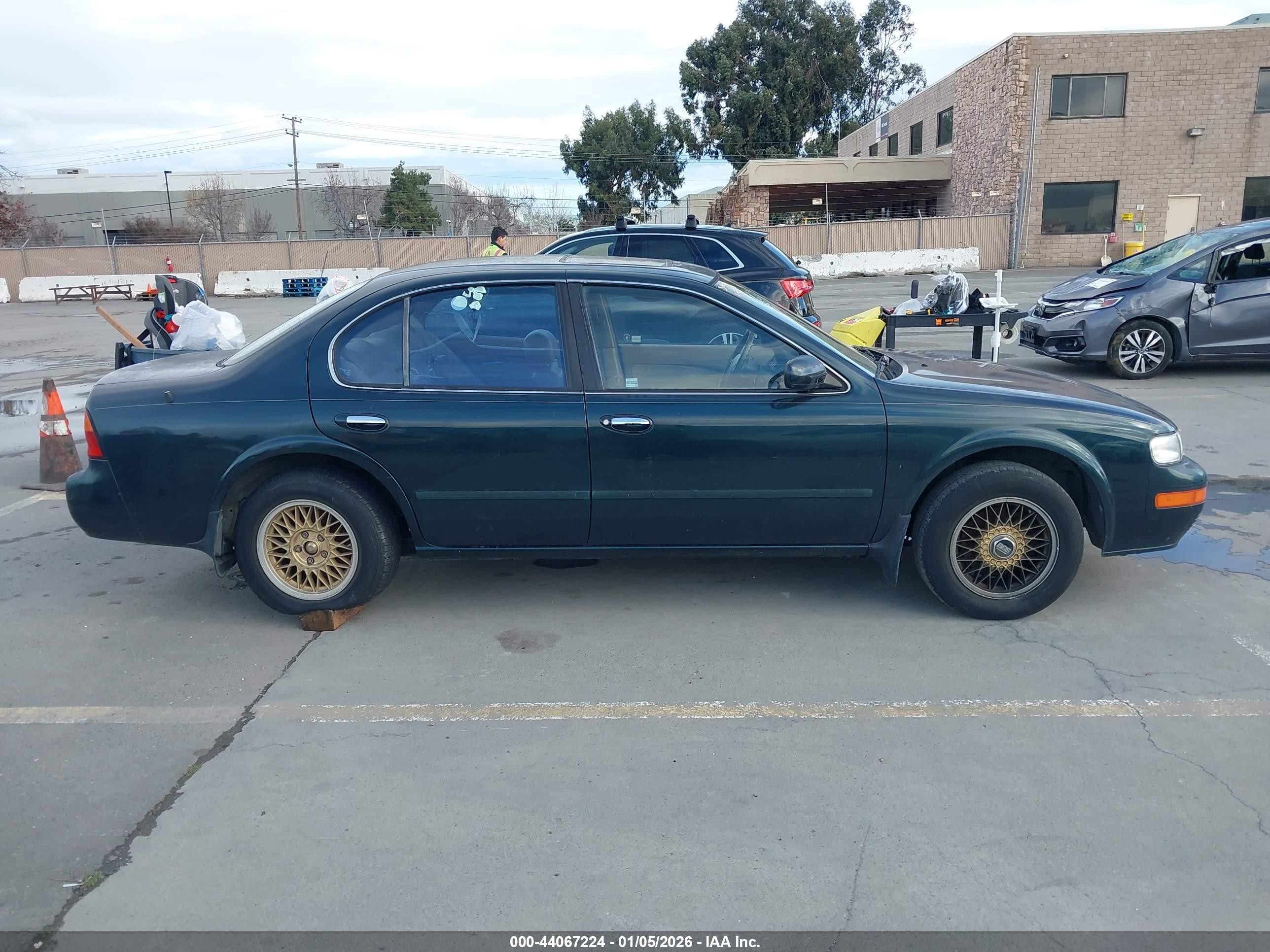 1995 Nissan Maxima Gle/gxe/se Зеленый vin: JN1CA21D5ST064076