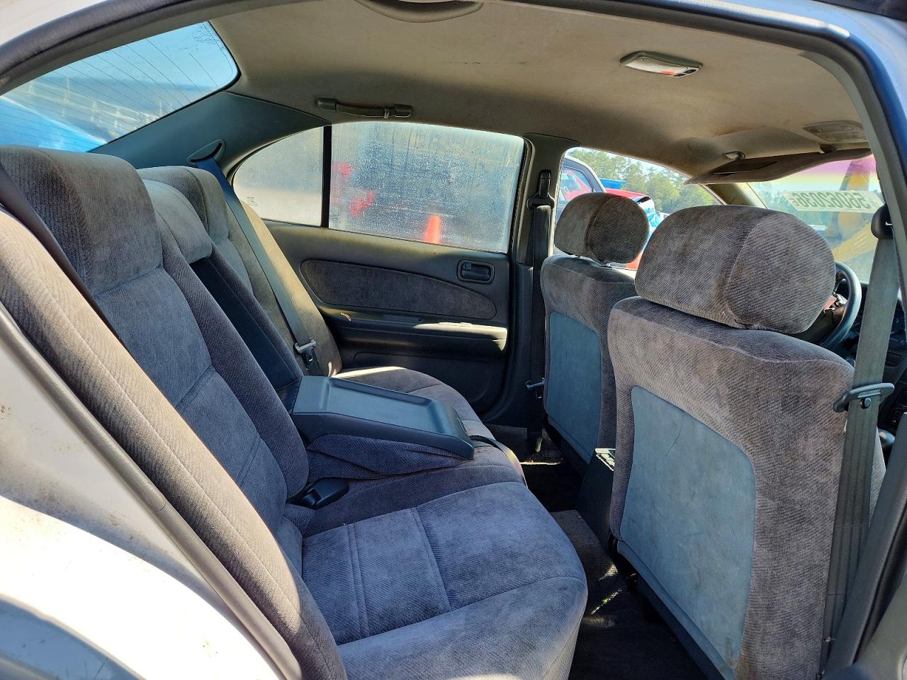 1997 Nissan Maxima Gxe Белый vin: JN1CA21D5VT215633