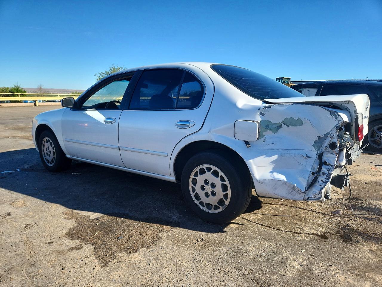 1995 Nissan Maxima Gxe White vin: JN1CA21D6ST082165