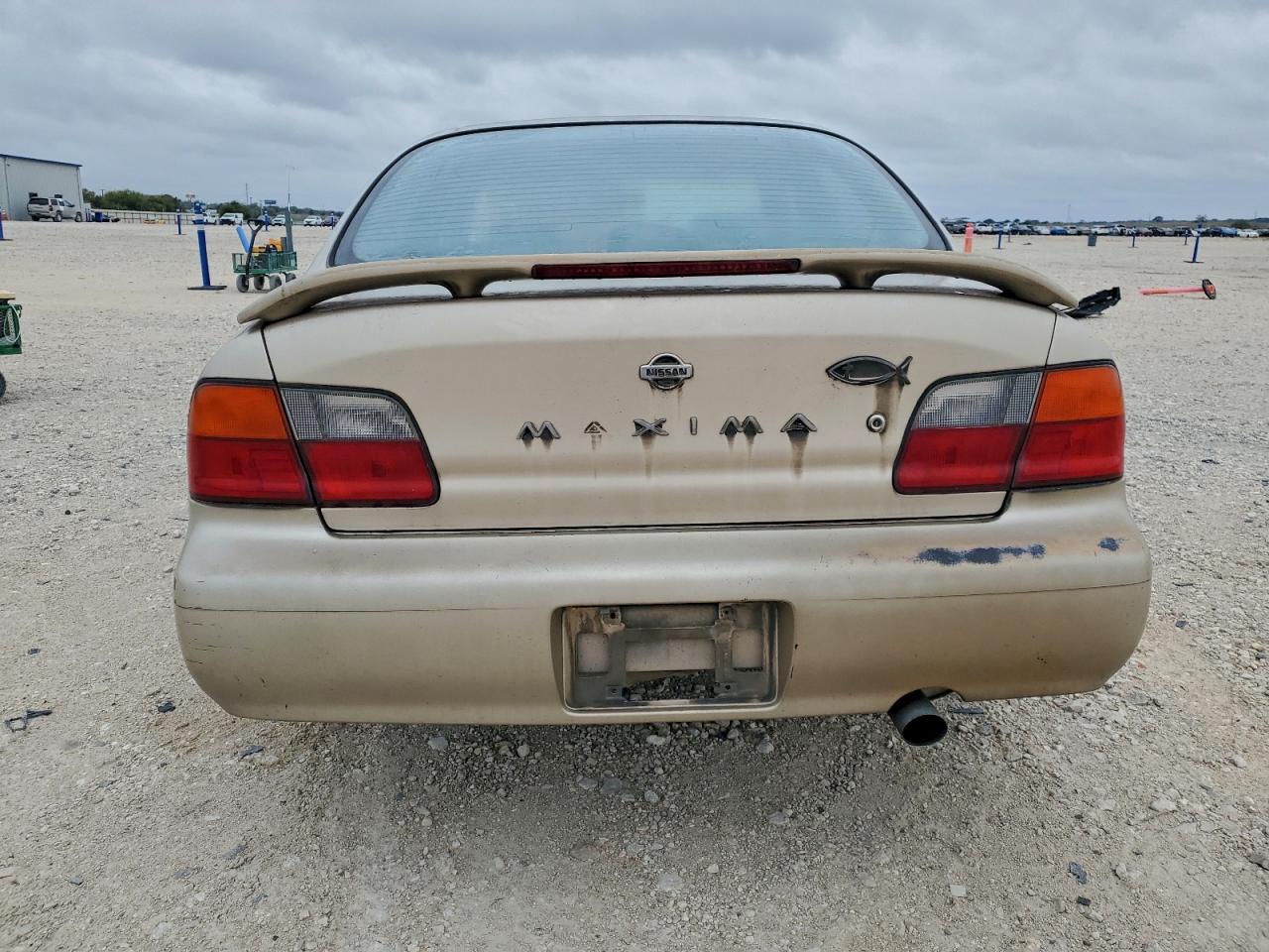 1995 Nissan Maxima Gle Бежевый vin: JN1CA21D8ST648326
