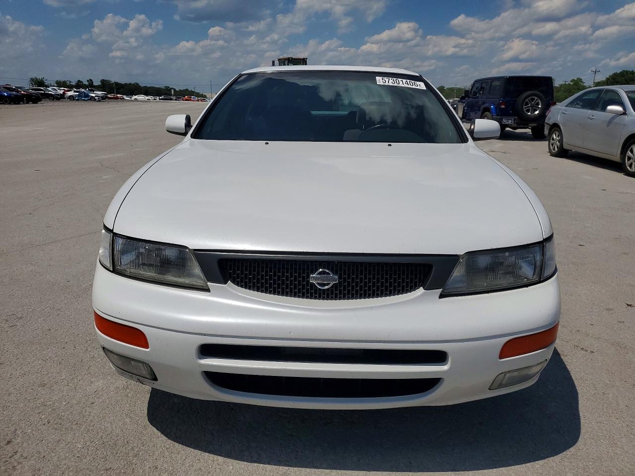 1996 Nissan Maxima Gxe Белый vin: JN1CA21D9TM417138