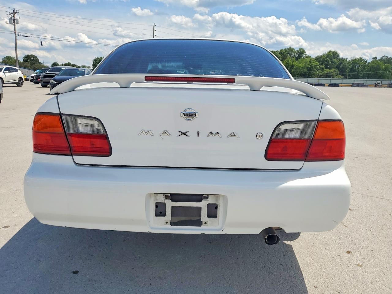 1996 Nissan Maxima Gxe Белый vin: JN1CA21D9TM417138