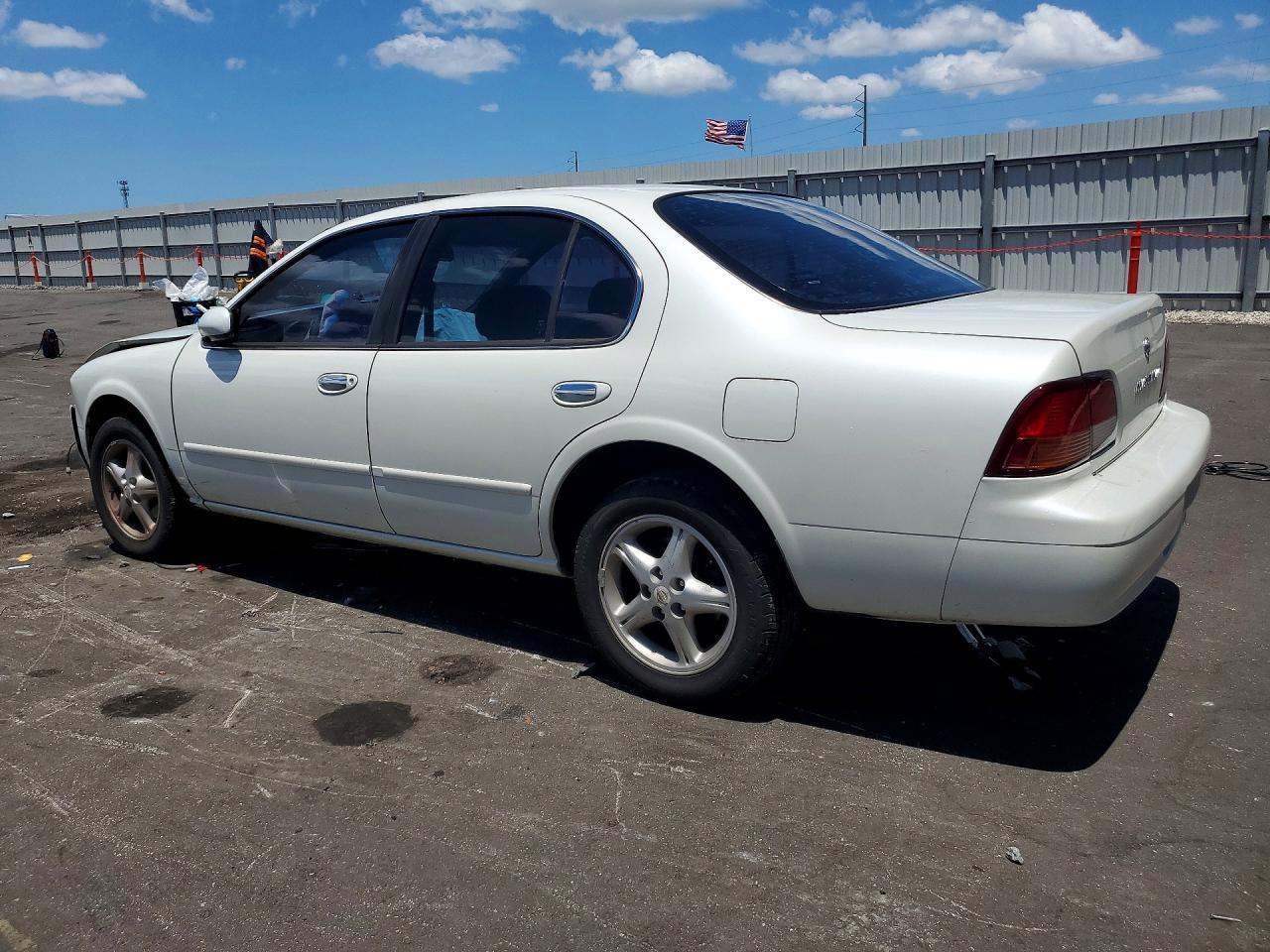 1999 Nissan Maxima Gxe White vin: JN1CA21D9XT215864