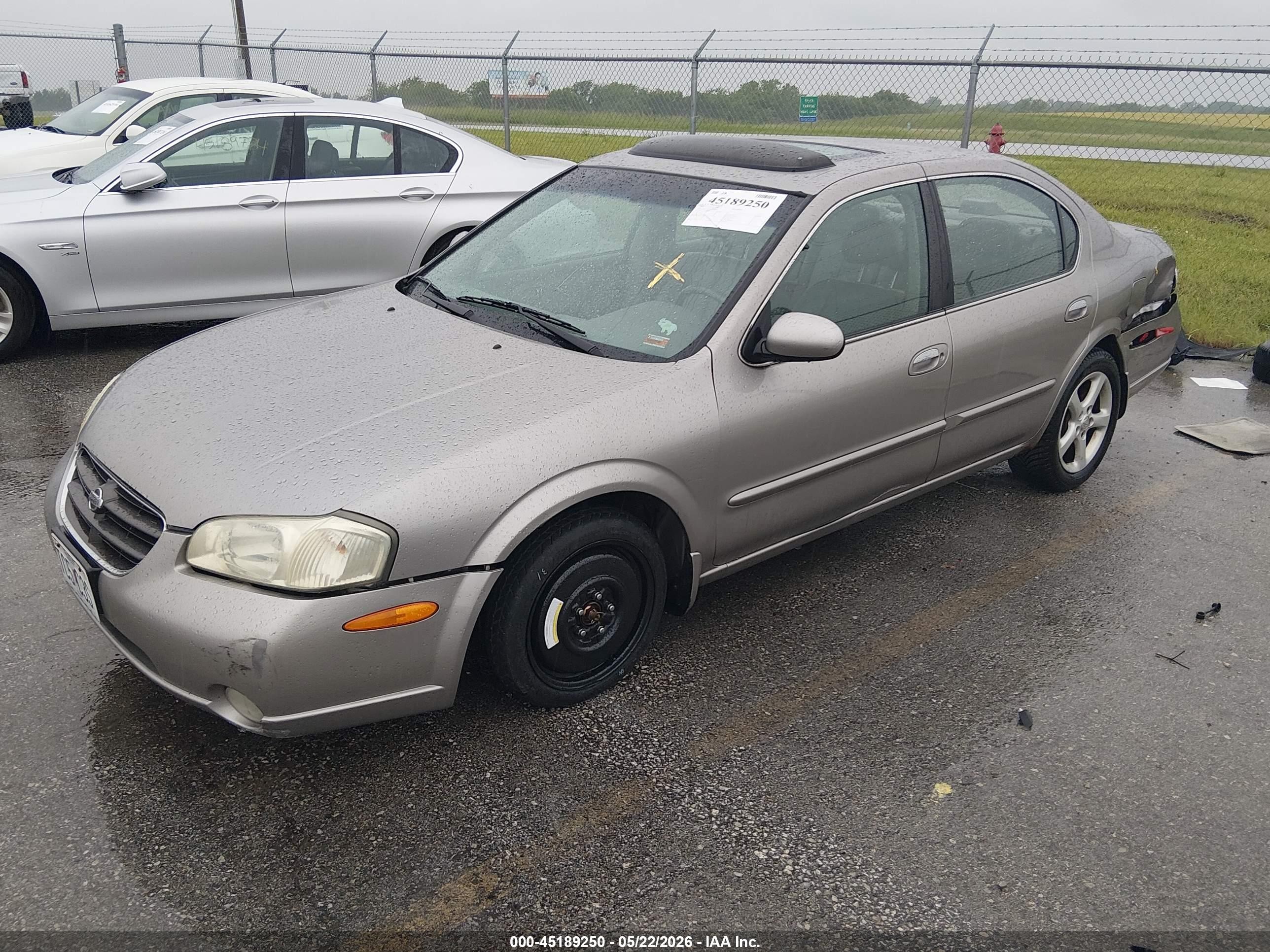 2001 Nissan Maxima Gle Silver vin: JN1CA31A01T314429