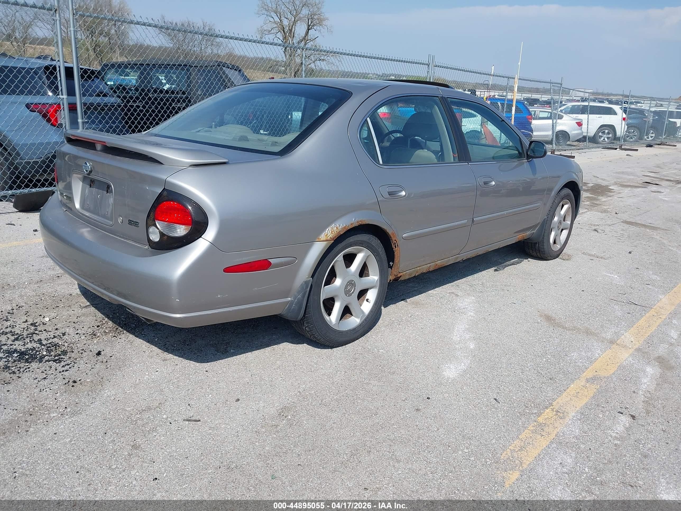 2000 Nissan Maxima Gle/gxe/se Silver vin: JN1CA31A4YT010899