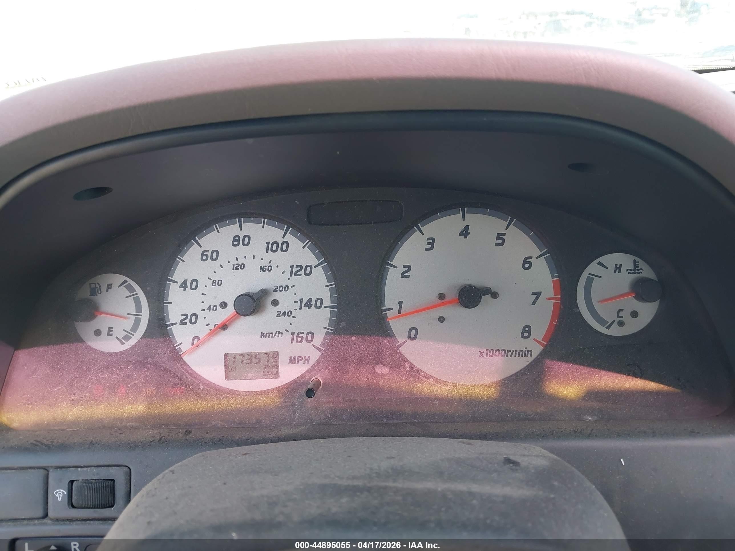 2000 Nissan Maxima Gle/gxe/se Silver vin: JN1CA31A4YT010899