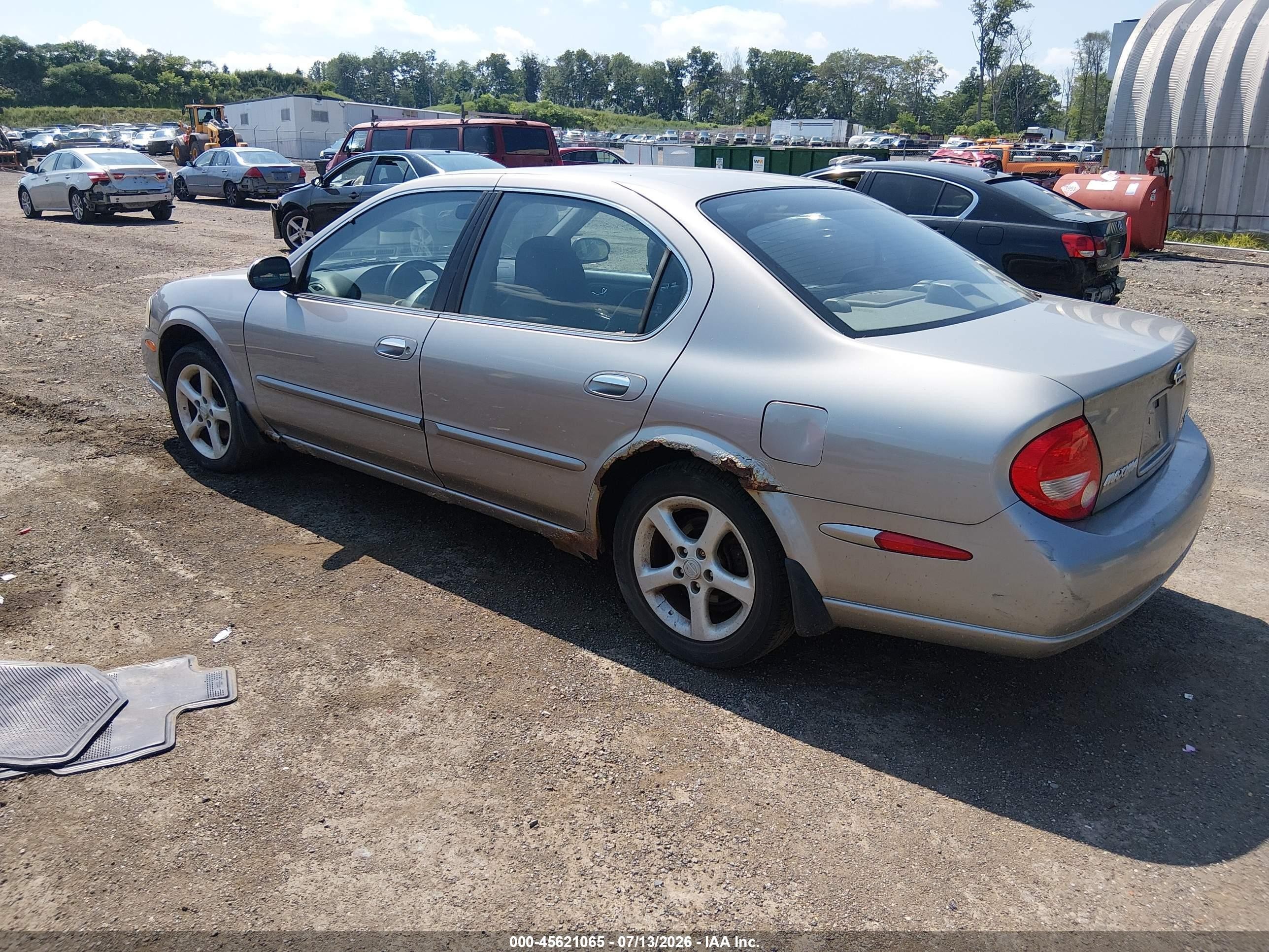 2001 Nissan Maxima Gle Silver vin: JN1CA31A71T311155