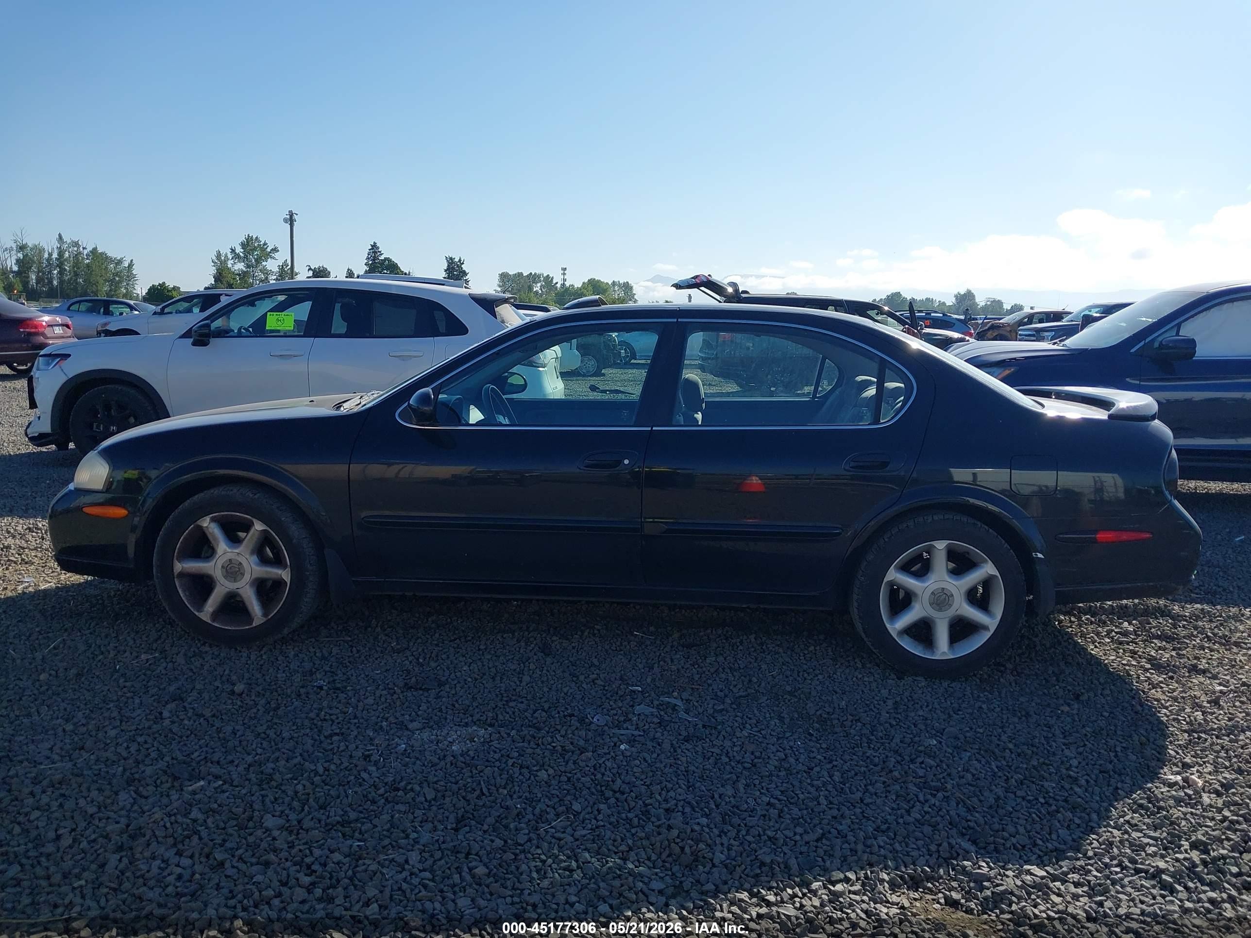 2001 Nissan Maxima Se Black vin: JN1CA31A91T301114