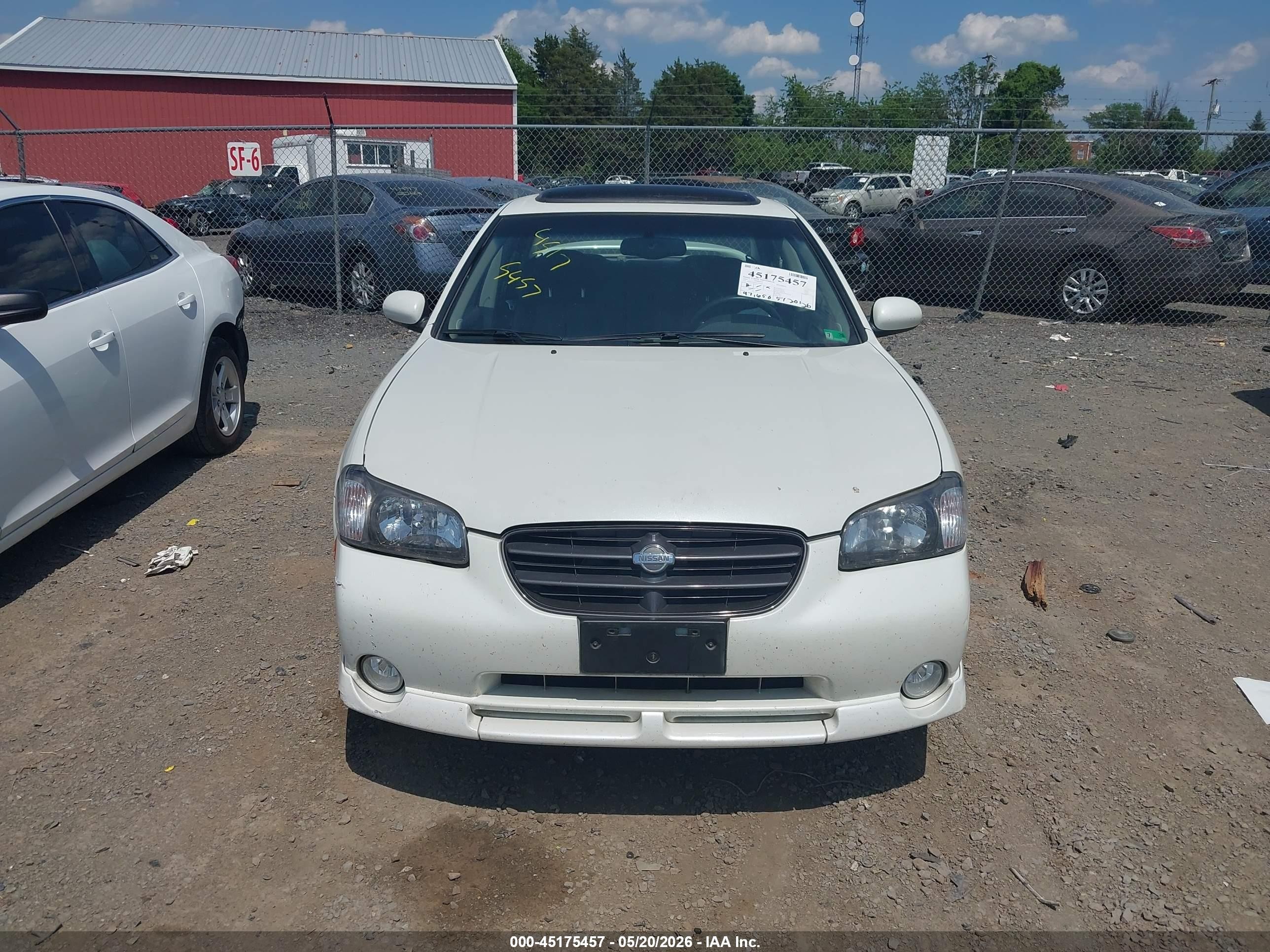 2001 Nissan Maxima Se Белый vin: JN1CA31A91T304305