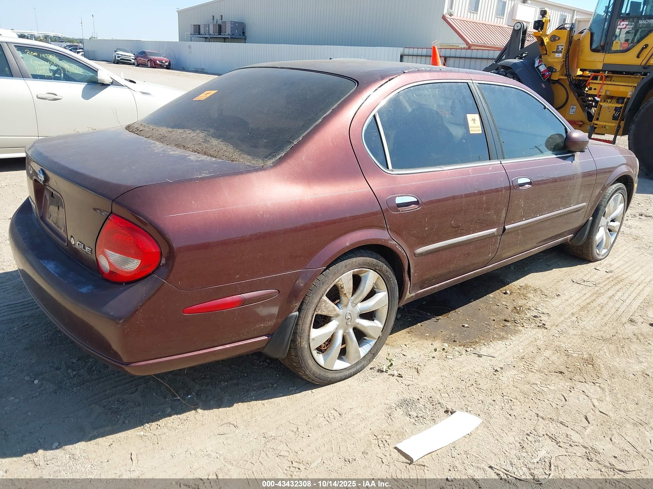 2000 Nissan Maxima Gle/gxe/se Red vin: JN1CA31AXYT211013