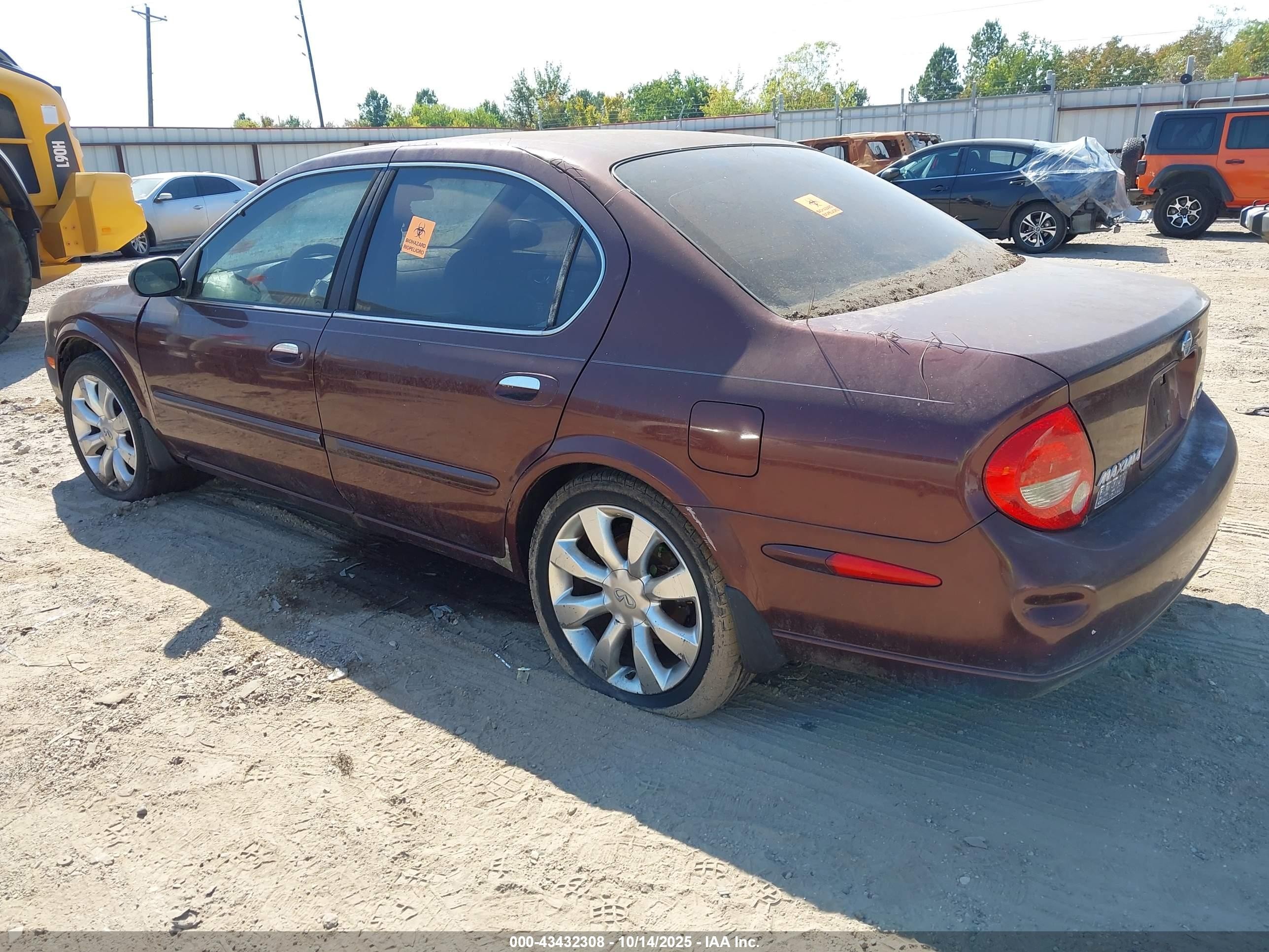 2000 Nissan Maxima Gle/gxe/se Red vin: JN1CA31AXYT211013