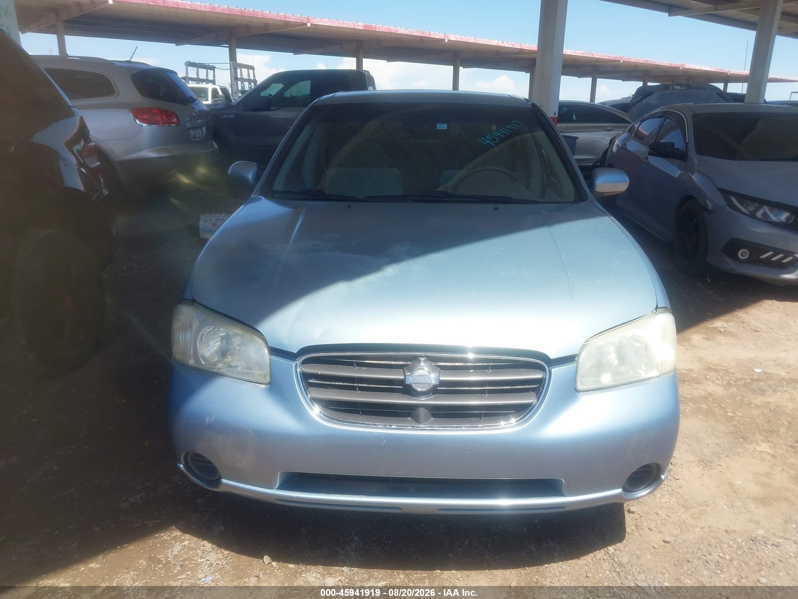 2001 Nissan Maxima Gxe Light Blue vin: JN1CA31D51T613554