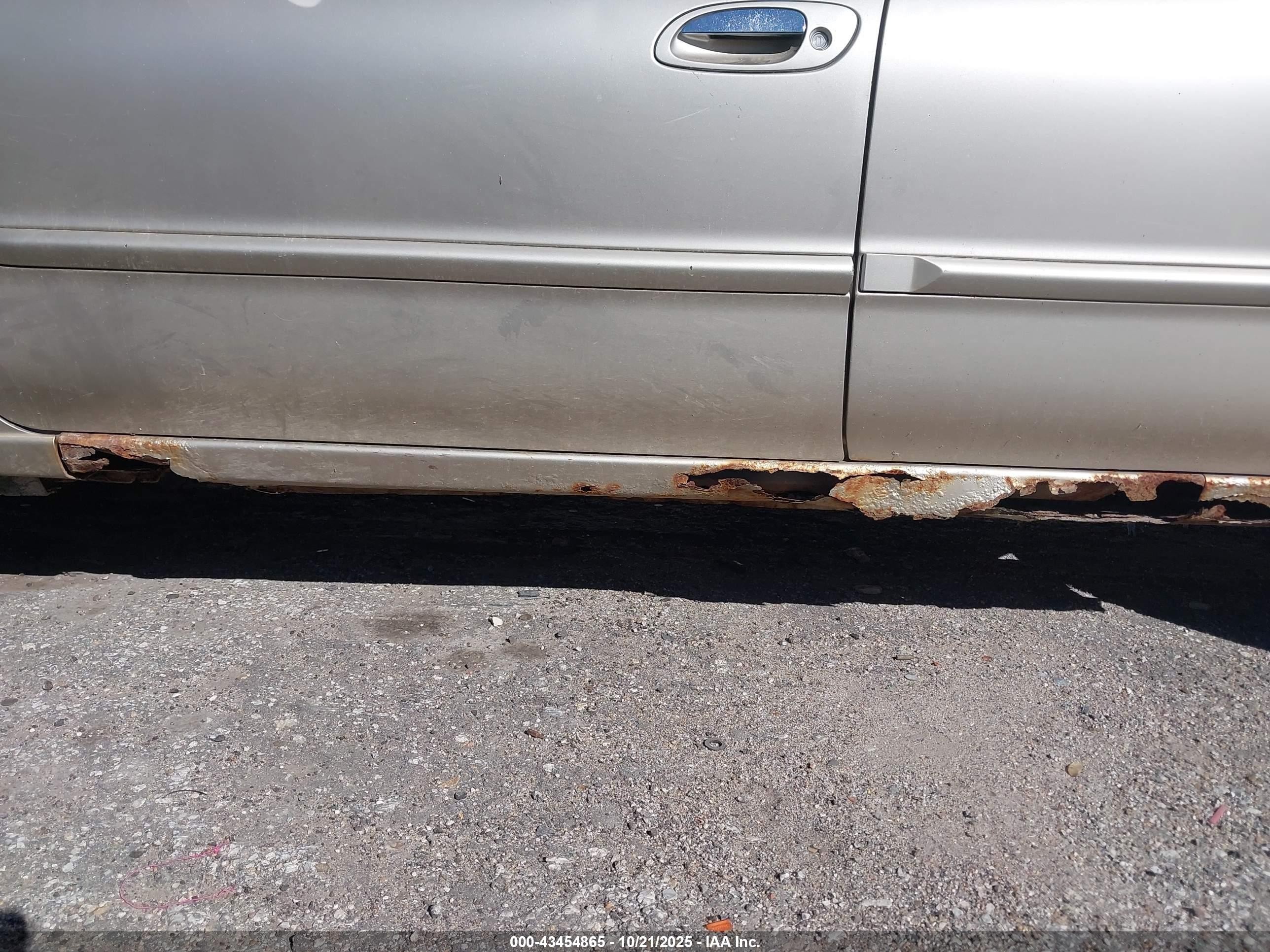 2000 Nissan Maxima Gle/gxe/se Золотой vin: JN1CA31D7YT514907