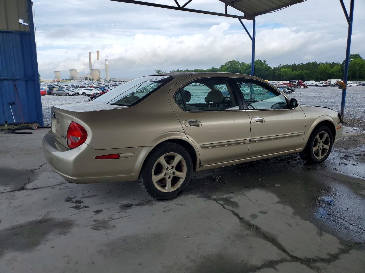 2001 Nissan Maxima Gxe Gold vin: JN1CA31DX1T616143
